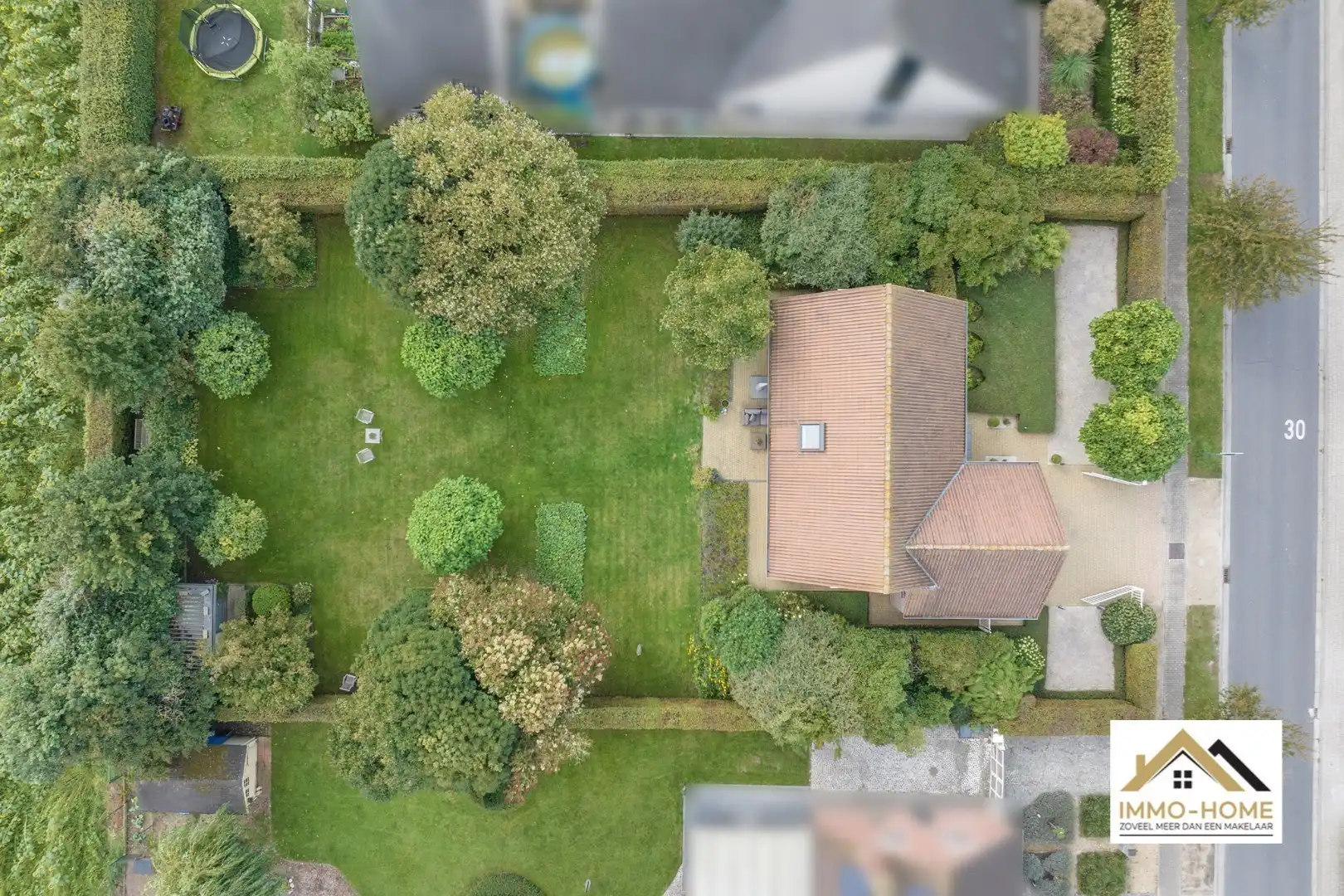 Prachtige woning met breed uitzicht op de tuin foto 21