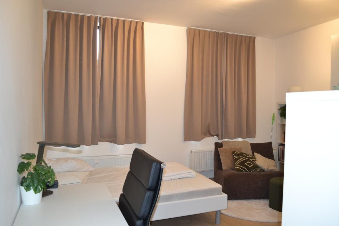 Volledig gerenoveerde studentenkamer foto 3