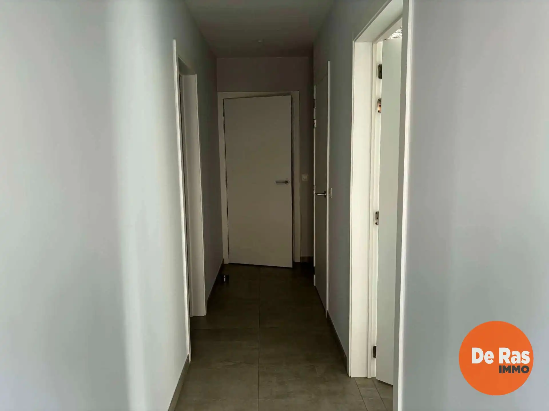 WETTEREN - Gelijkvloers appartement op rustige locatie foto 3