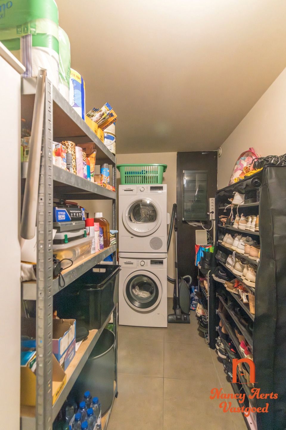 Lichtrijk duplexappartement met ruim terras en eigen ingang foto 29