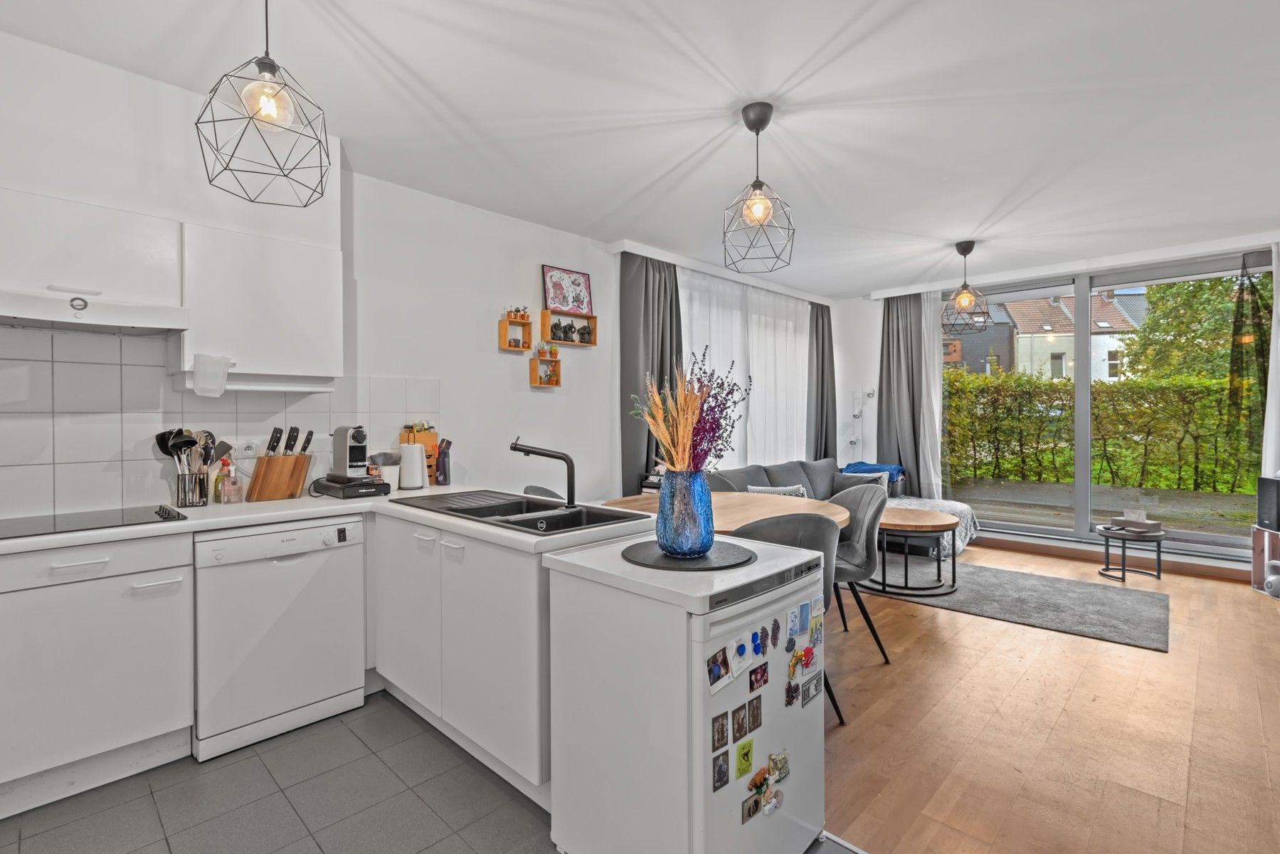Lichtrijk appartement met tuin in hartje Gent foto 3