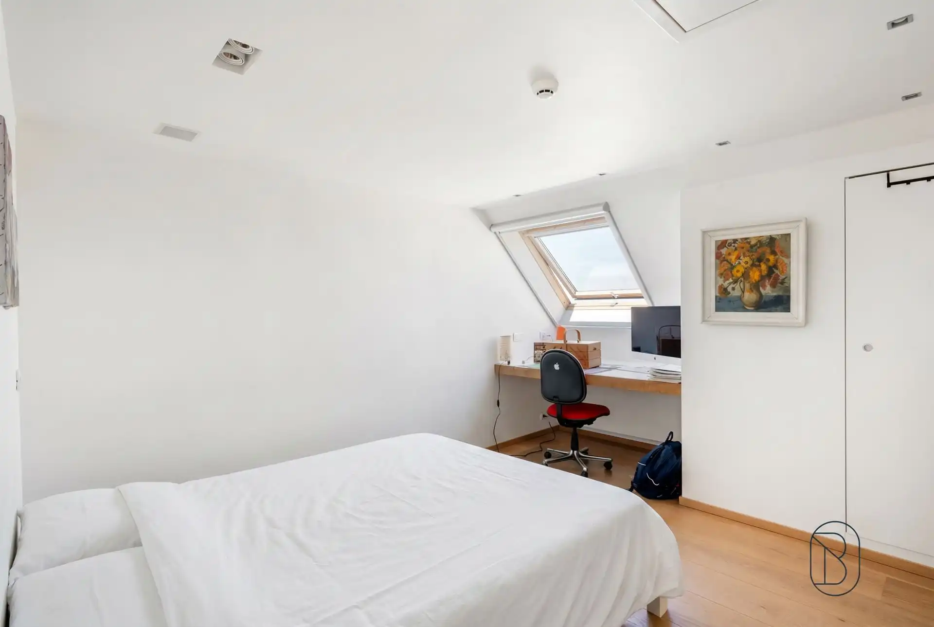 Landhuis + bijgebouw, met zwembad en privacy op 5.329 m². foto 25