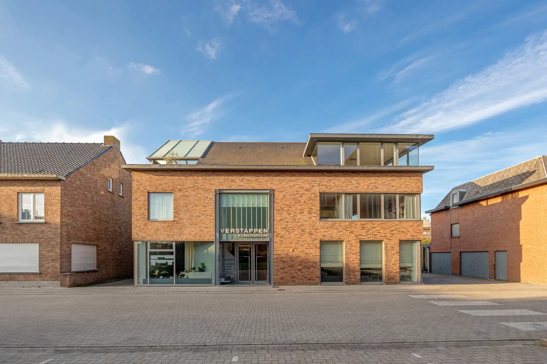 Duplexapp (204m²) met drie slpks in centrum Merksplas! foto 2