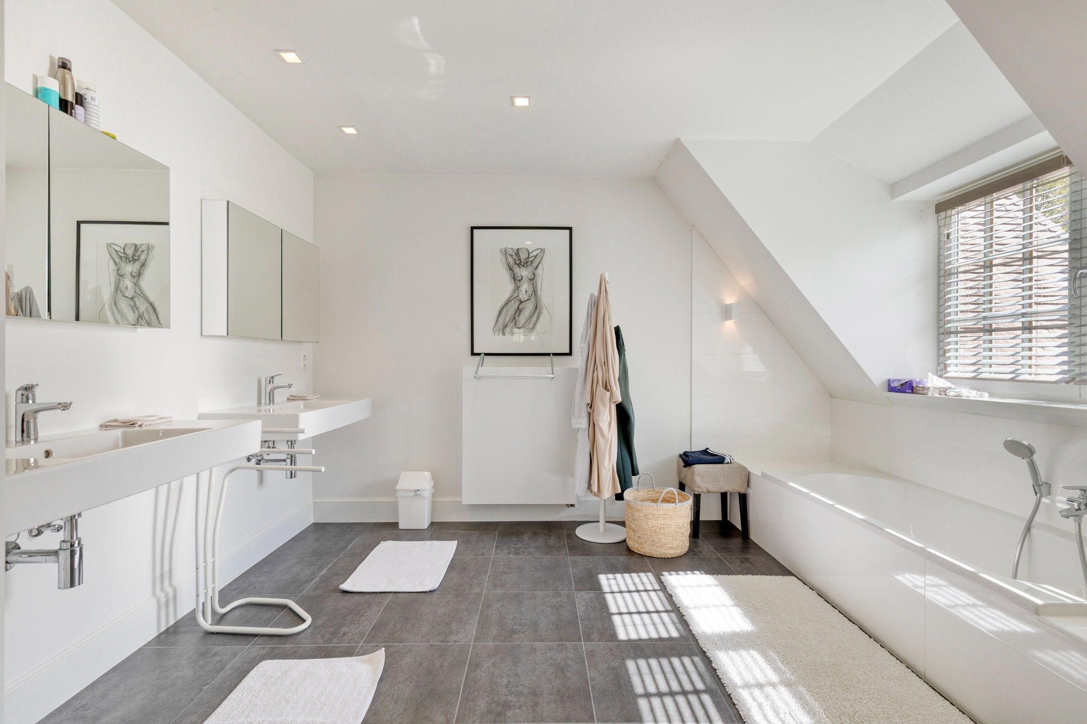 Luxueuze en stijlvolle villa in Engelse Cottage stijl met verwarmd zwembad gelegen in het Zoute. foto 27