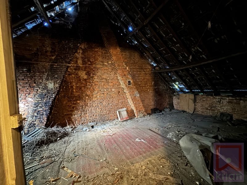 Te renoveren woning/bouwgrond op 342m². foto 11