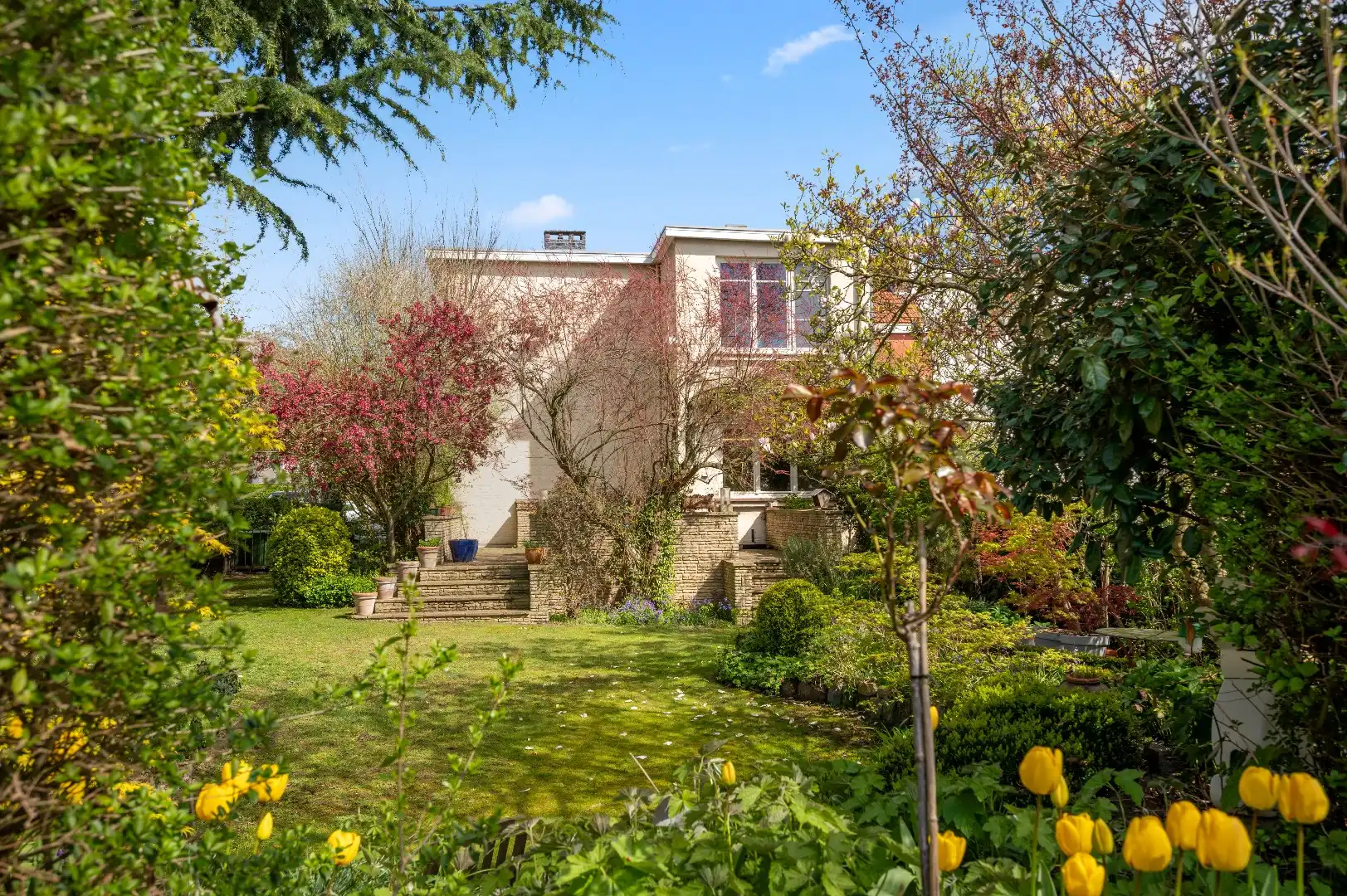 Karaktervolle interbellumwoning met veel ruimte, grote tuin en garage foto 28