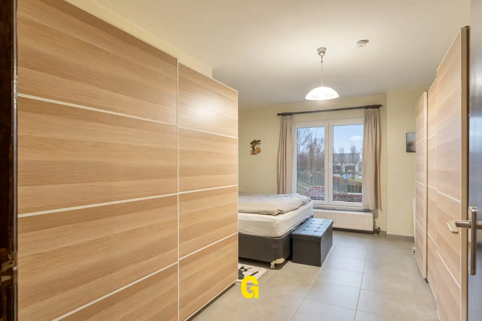 Twee slaapkamer appartement met mooi terras, 2 standplaatsen en mogelijkheid tot het bijkopen van extra berging of hobbyruimte foto 12