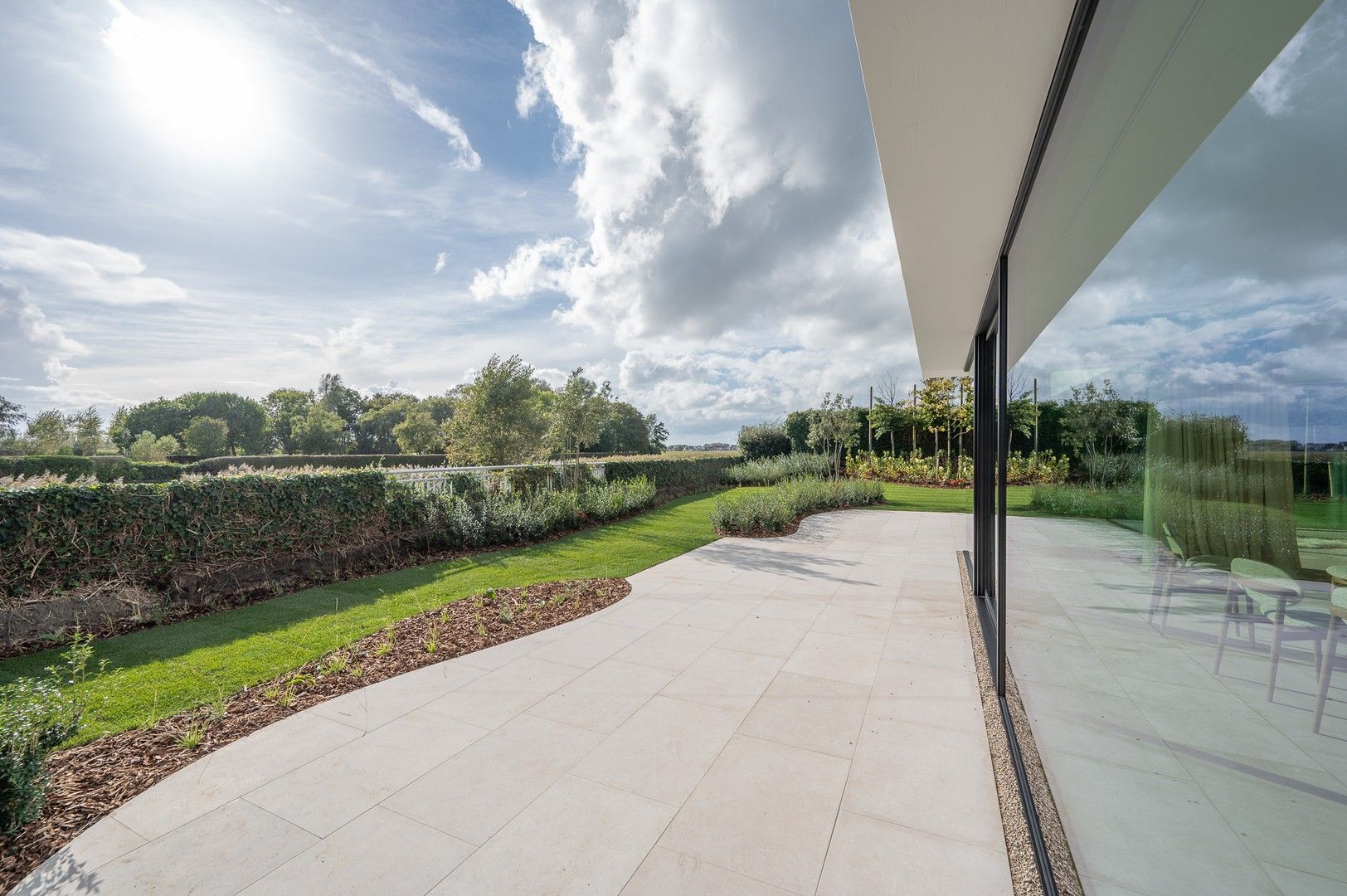 Alleenstaande nieuwbouwvilla op een terrein van 1.194 m2 aan de rand van het Zoute genietend van open zichten foto 44