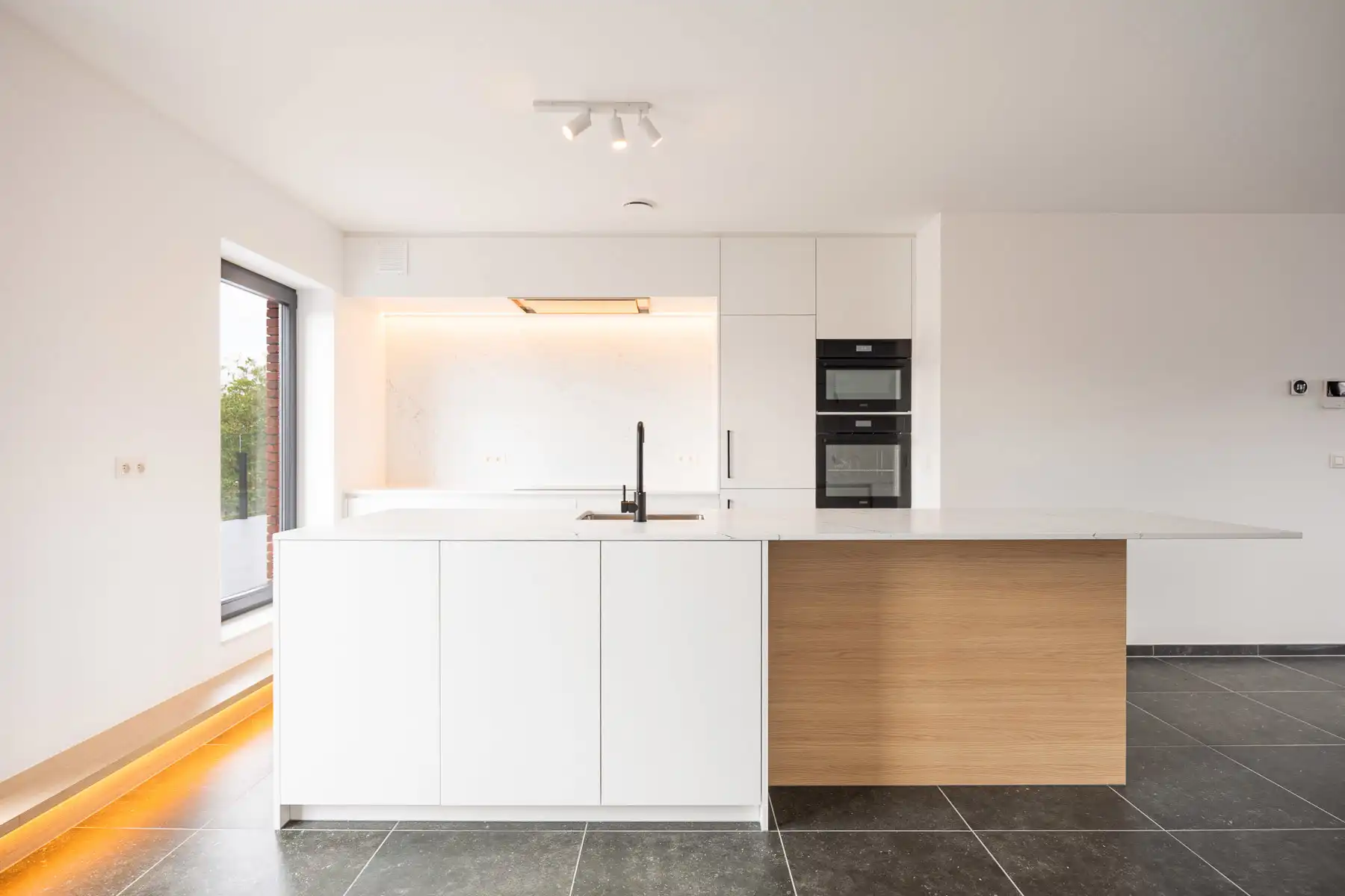Exclusief en energiezuinig penthouse met een ruim dakterras foto 8