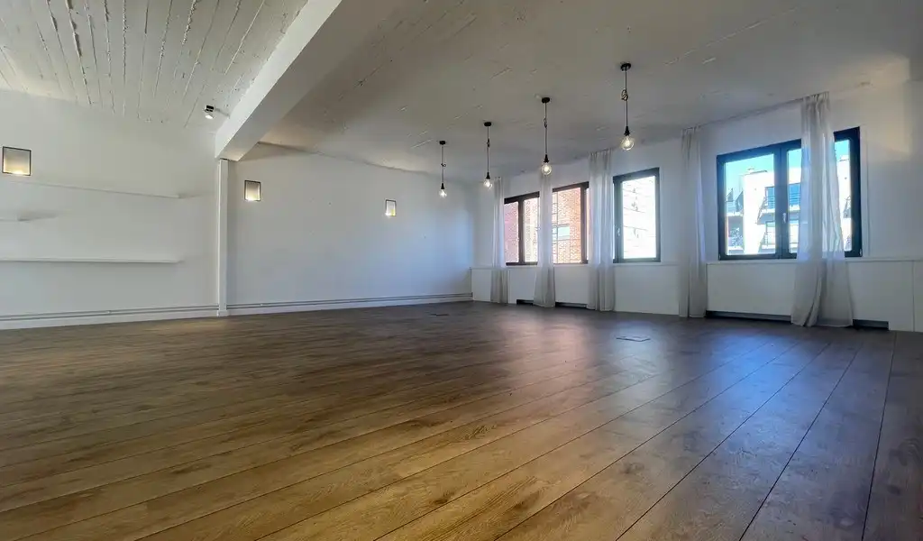 Kantoorruimte te huur vlakbij Het Eilandje in Antwerpen foto 7