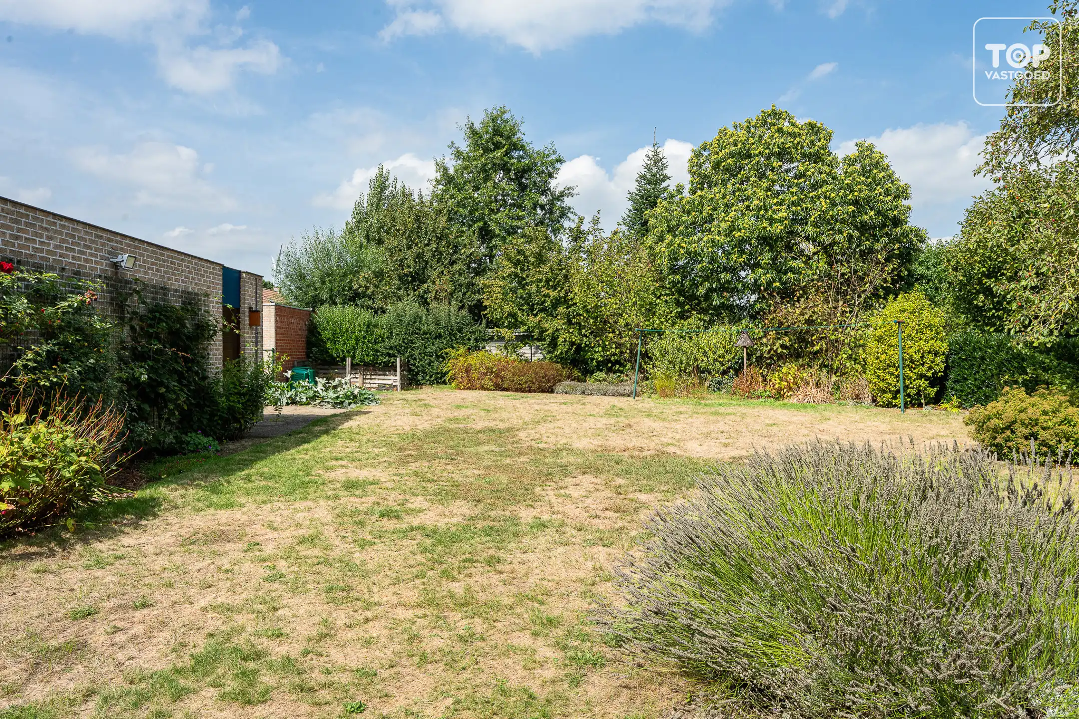 Instapklare open bebouwing op een perceel van 926m².  foto 25