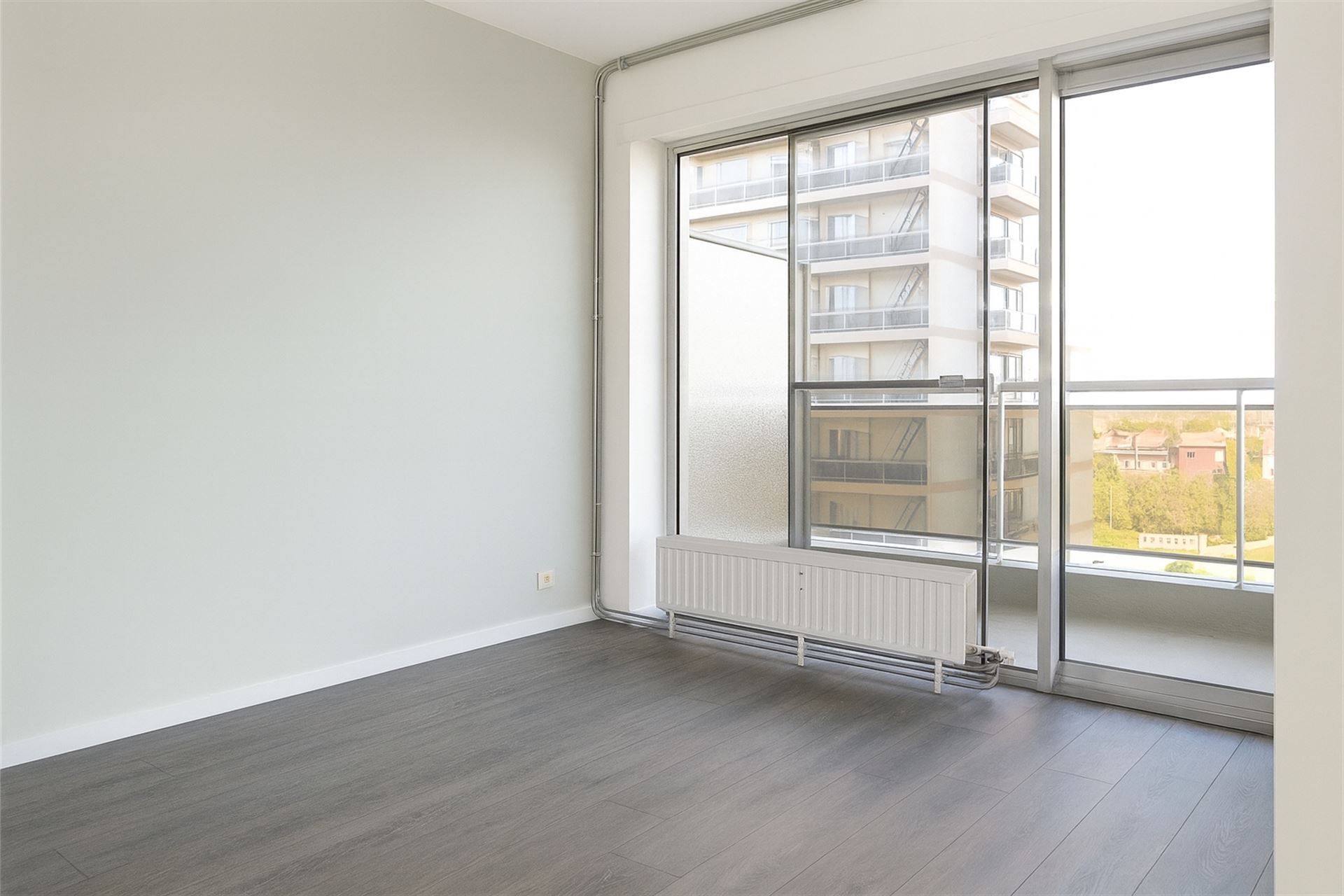 Appartement met 1 slpk en terras op 8ste verdieping foto 8
