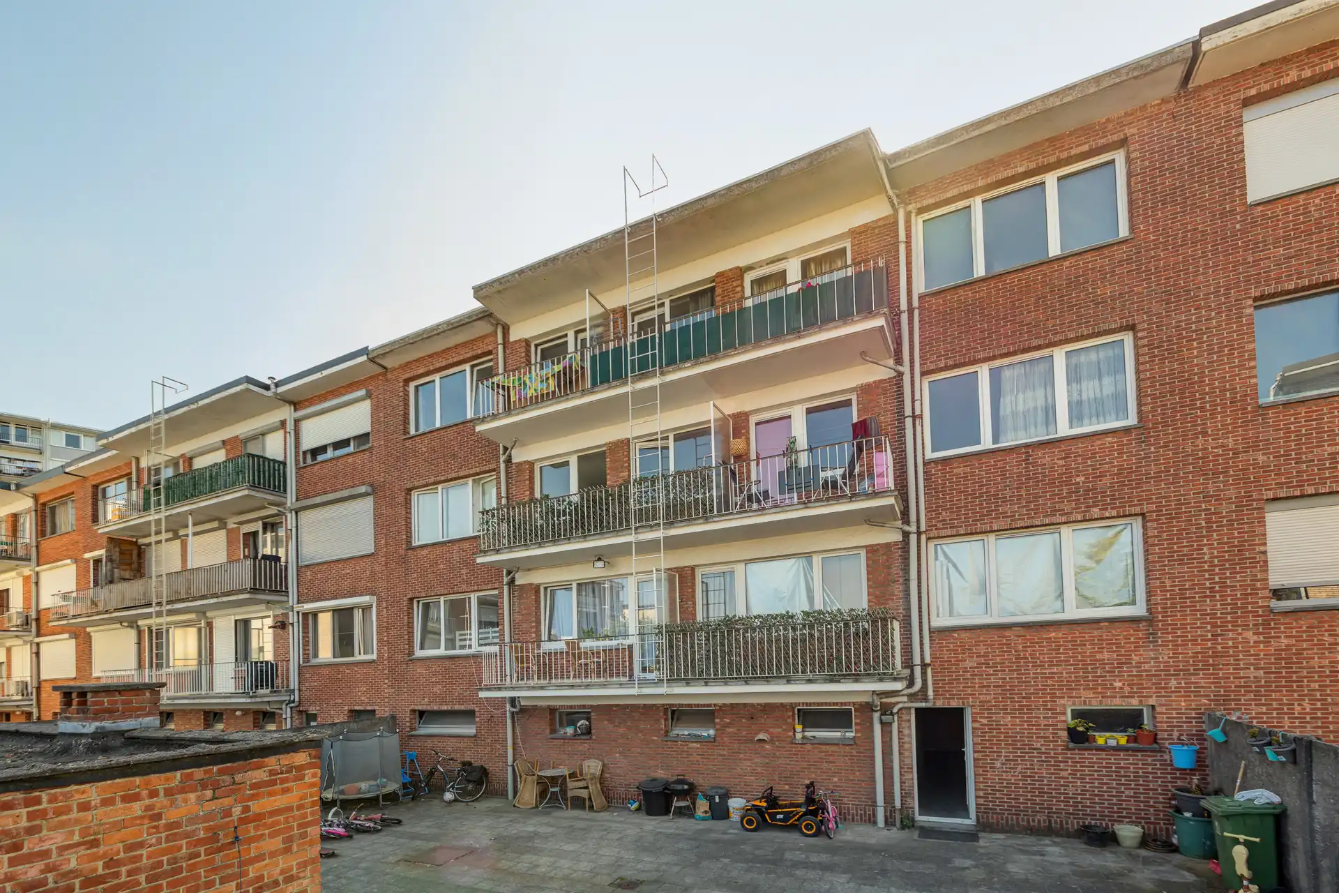 Lichtrijk appartement met 2 slaapkamers, terras en kelder foto 13