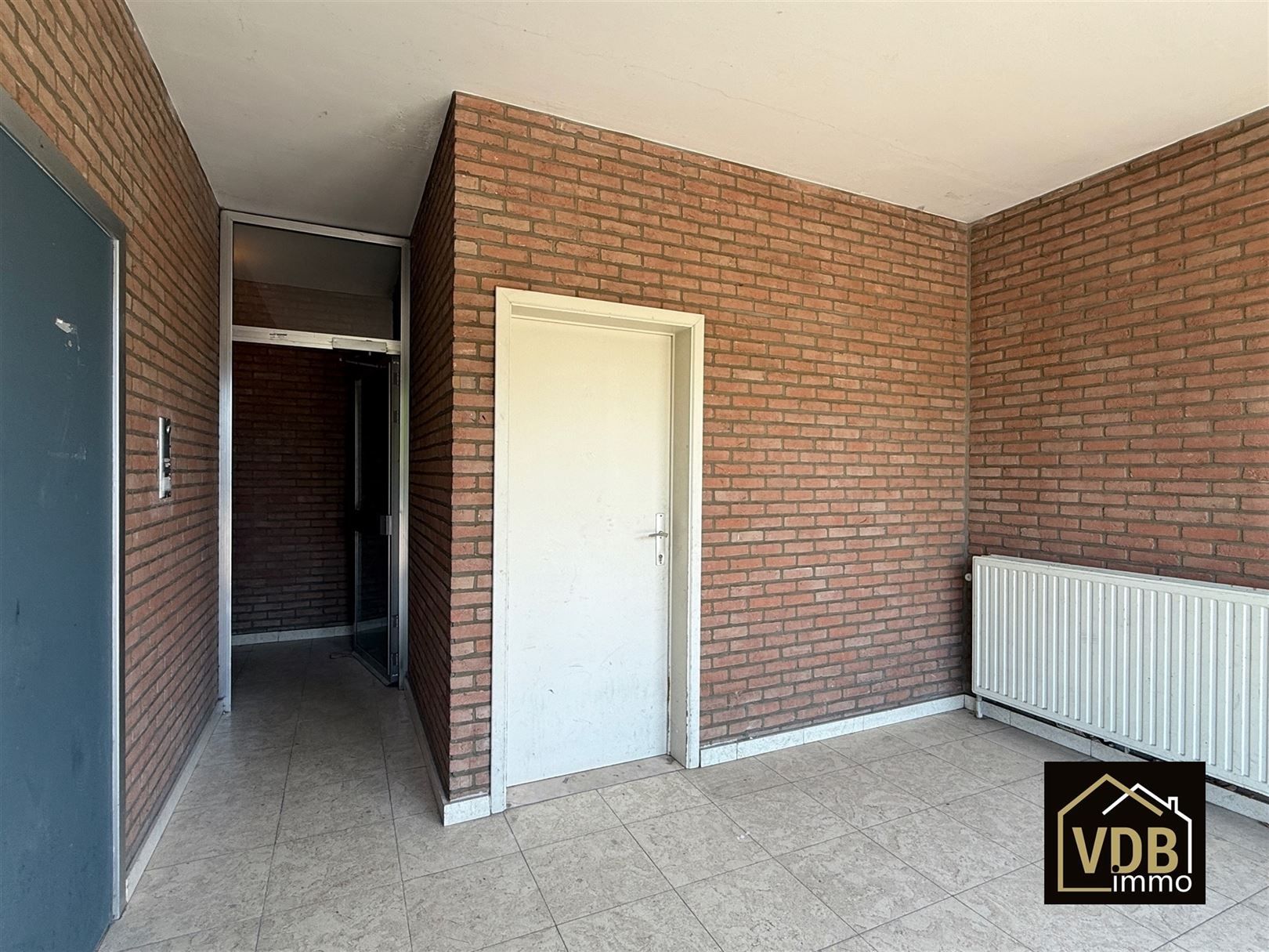 GERENOVEERD APPARTEMENT - 2 SLAAPKAMERS foto 33