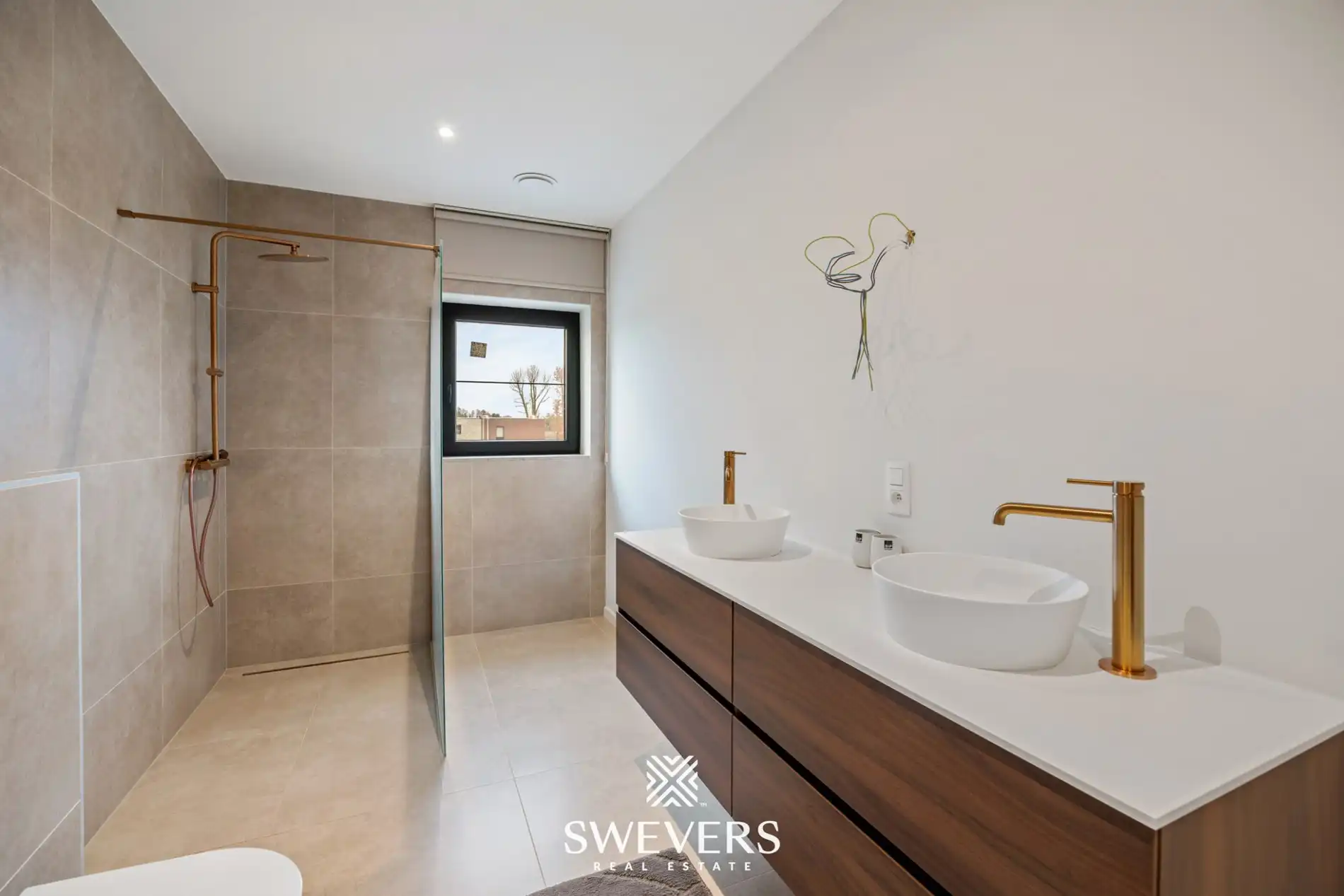 Stijlvol wonen in een rustige wijk met EPC -15 en mogelijkheid tot 2% registratie foto 27