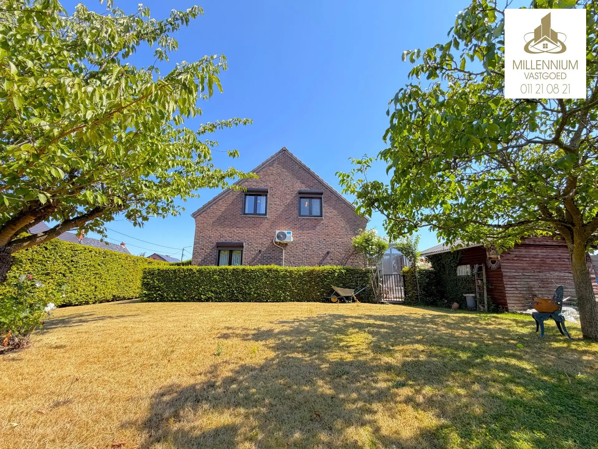 Ruime 3-slpk woning zwembad  foto 31
