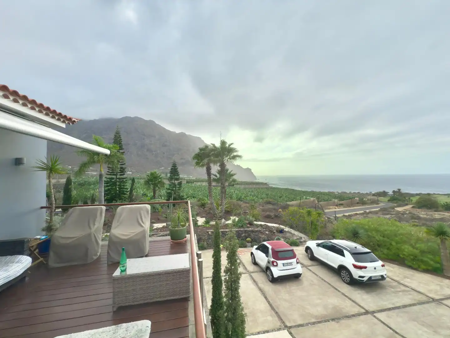 Luxe villa met panoramisch zeezicht  foto 4