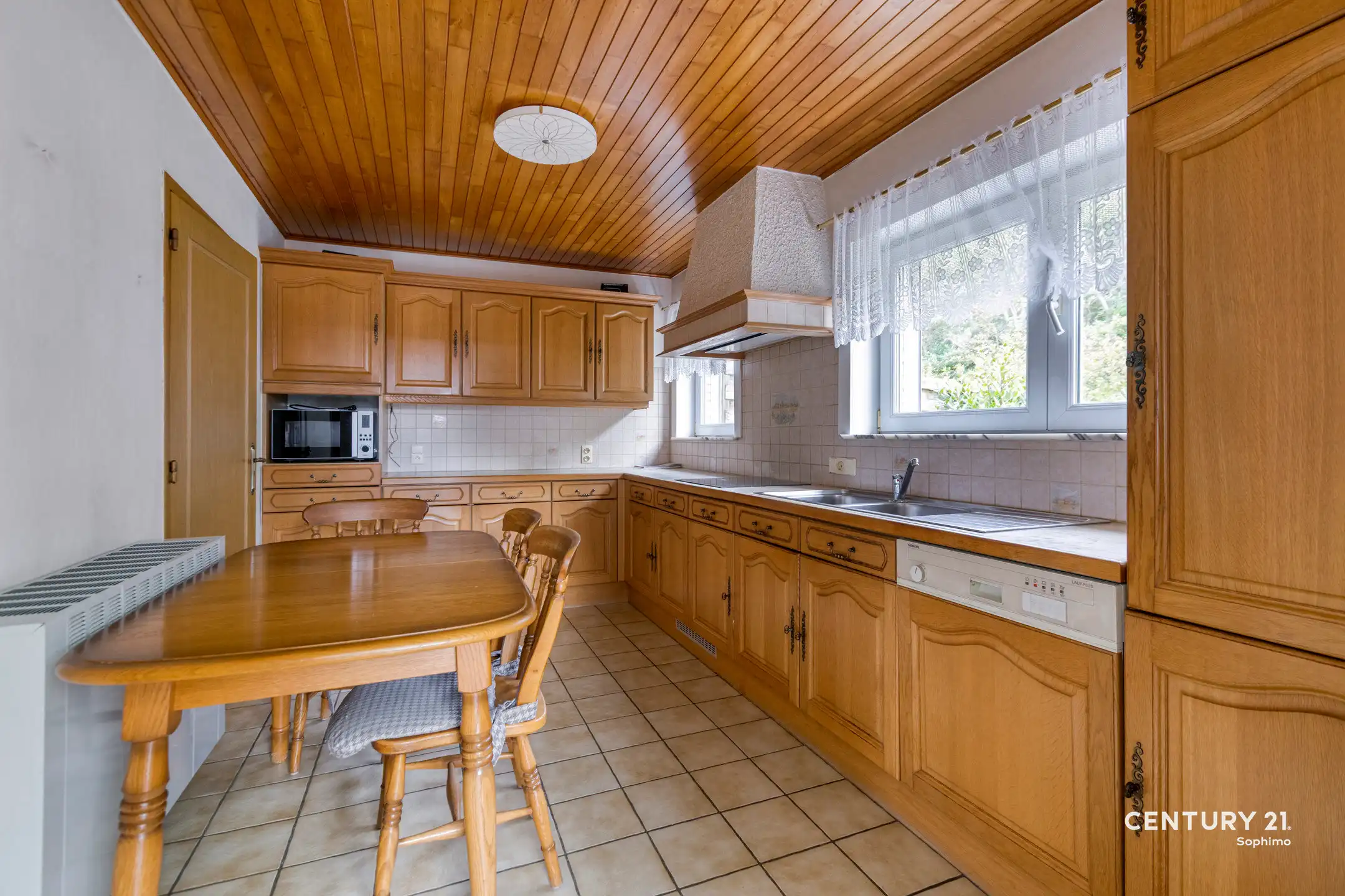 Gunstig gelegen woning met 3 slaapkamers te Kessel-Lo foto 7