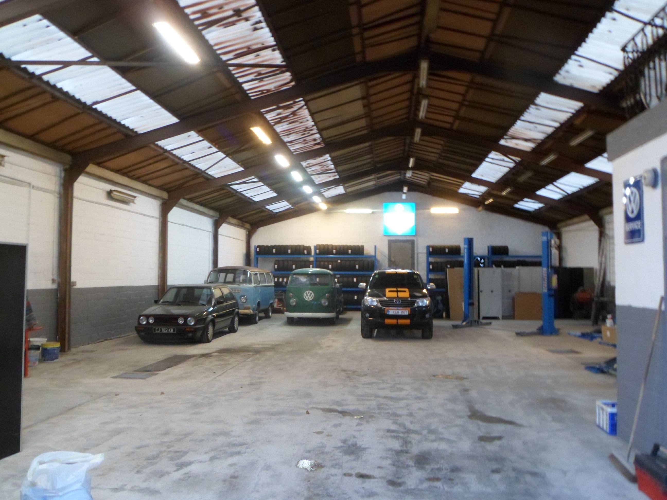 ACTIEVE AUTOGARAGE EN WOONHUIS foto 5