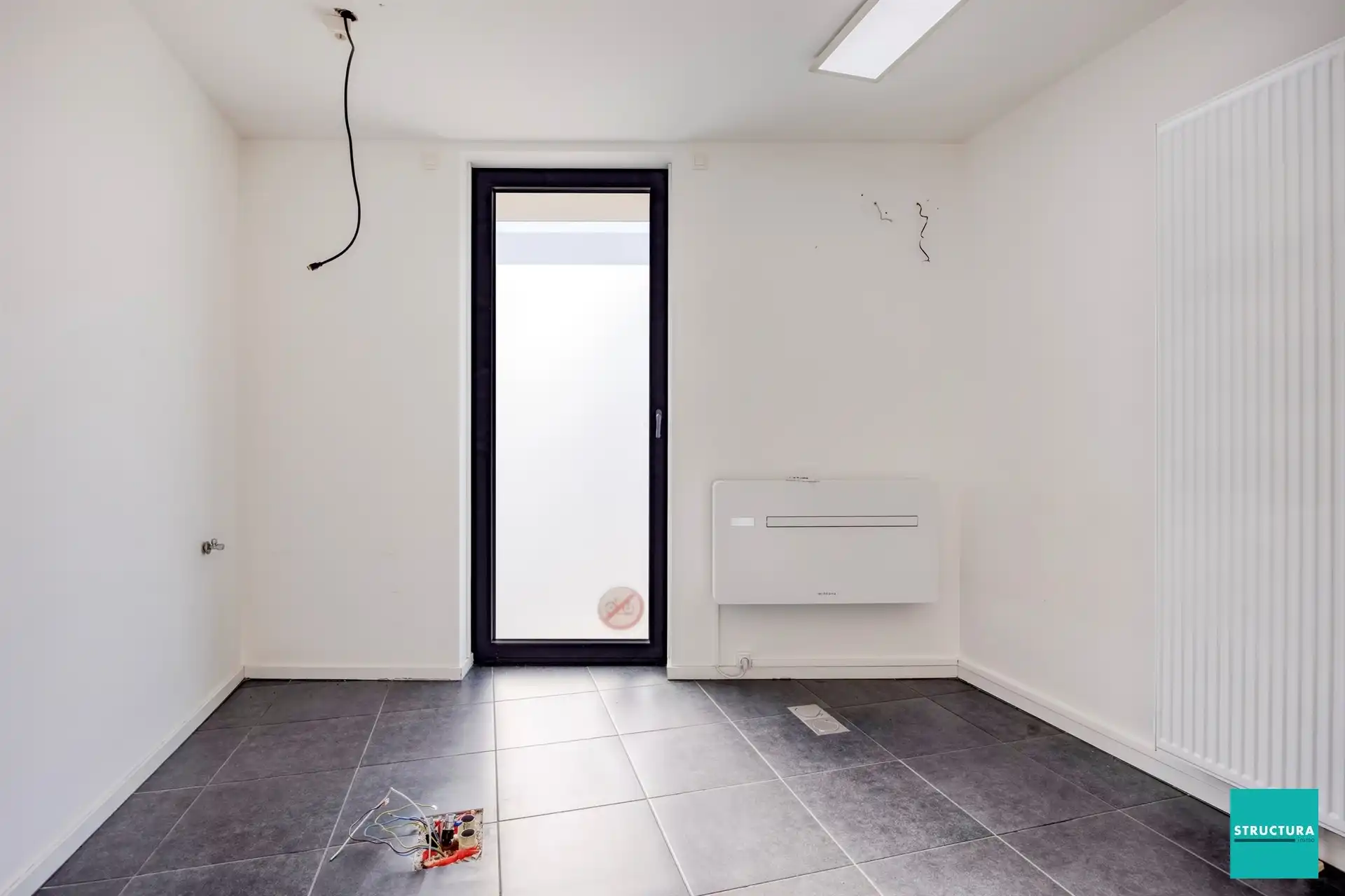 Praktijk/kantoor ih centrum met veel parkeermogelijkheden  foto 8