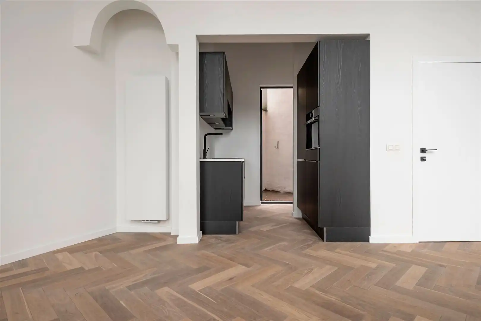 Majestueus burgerhuis met studio foto 10