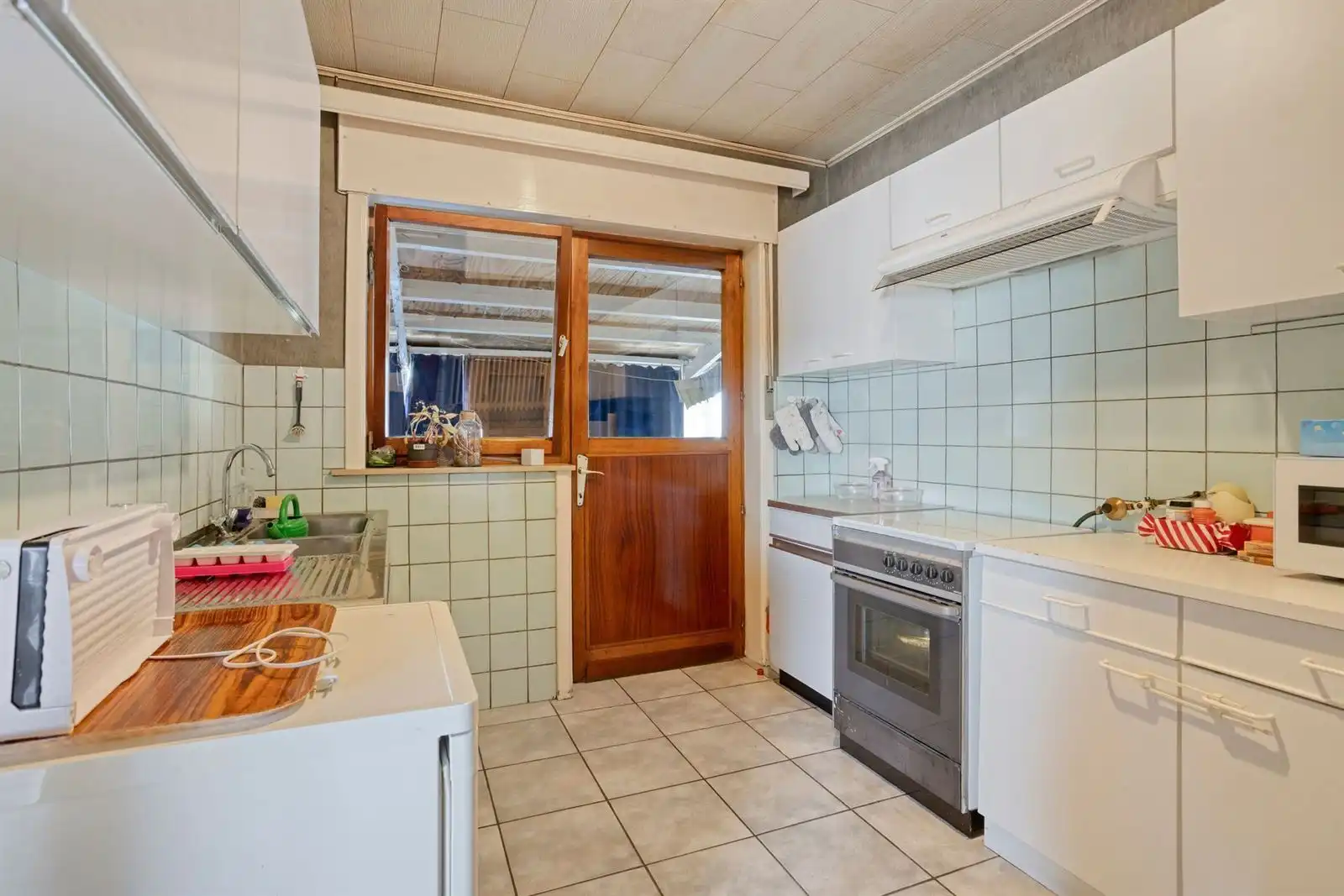 Alleenstaande woning met 3 slaapkamers garage en tuin  foto 8