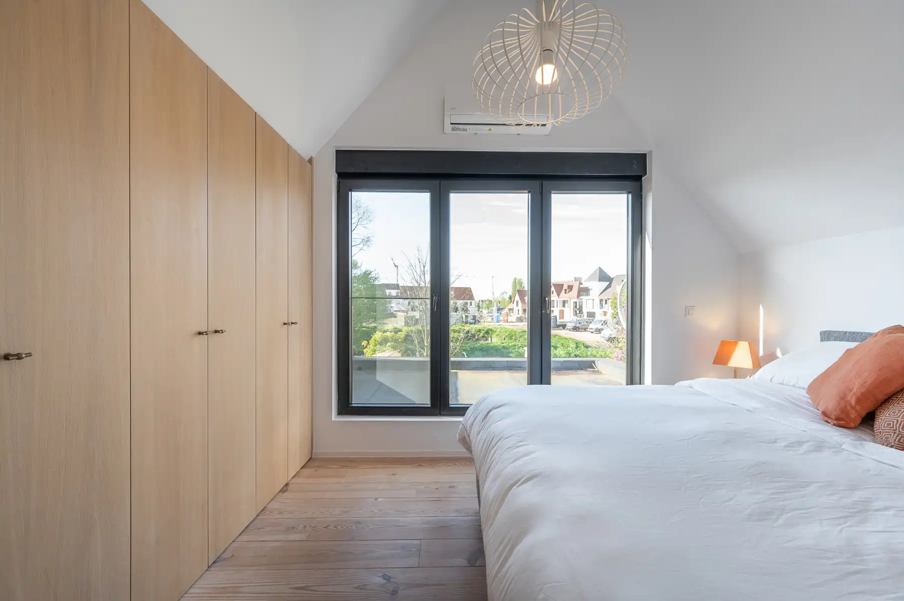 Volledig vernieuwde, gezellige woning foto 12