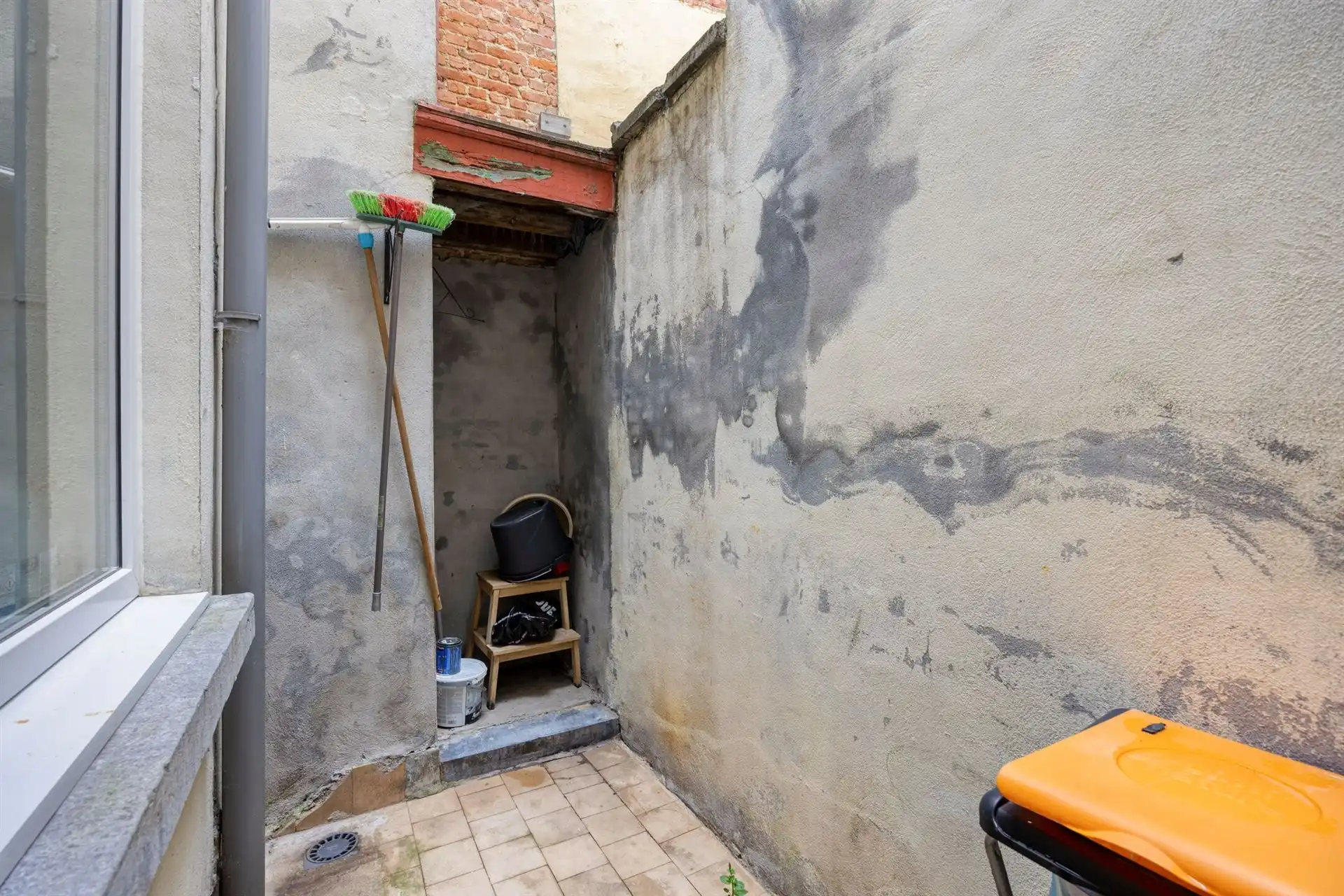 Ruime woning, momenteel ingericht als 4 studio's! foto 8