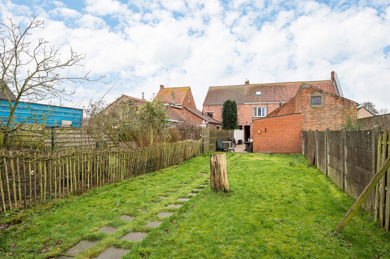Volledig instapklare woning met ruime tuin in Adegem foto 25