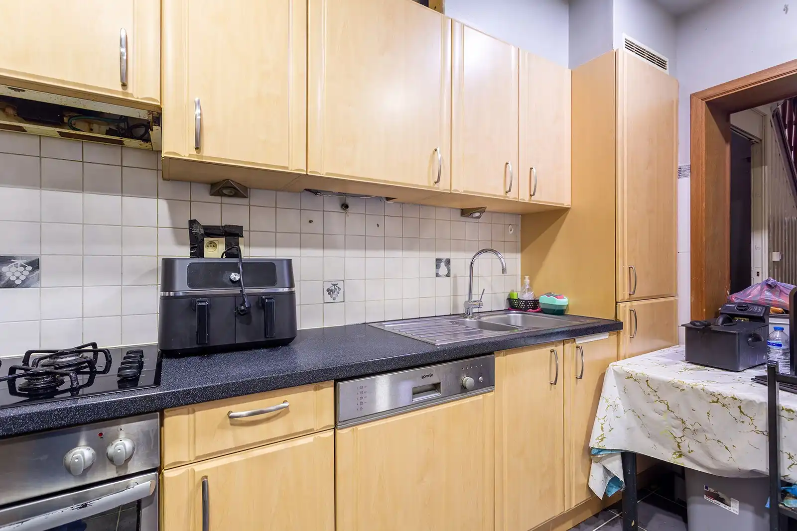 Centraal gelegen woning met 2/3 slaapkamers en terras foto 8