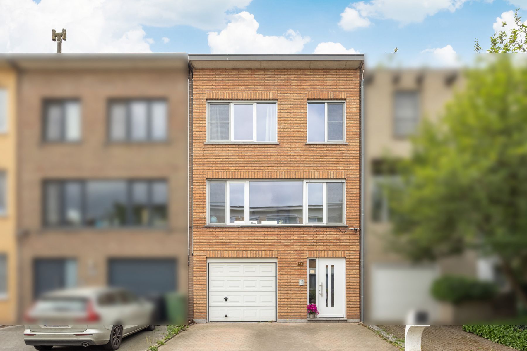 Gerenoveerde bel-etage met 3 à 4 slpks / 2 bdks en EPC A foto {{pictureIndex}}