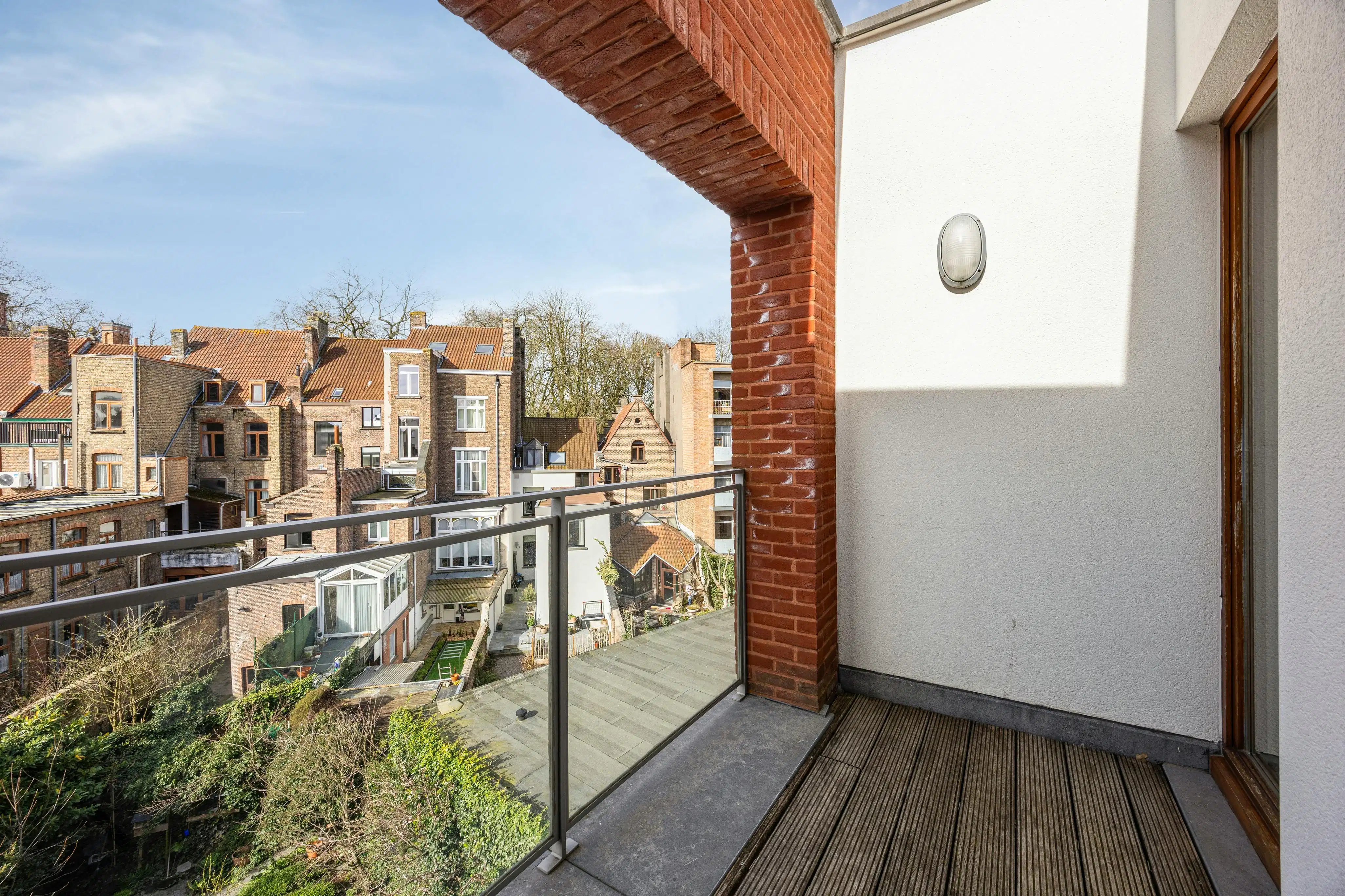 Lichtrijk appartement met 3 slaapkamers te koop in Brugge foto 9