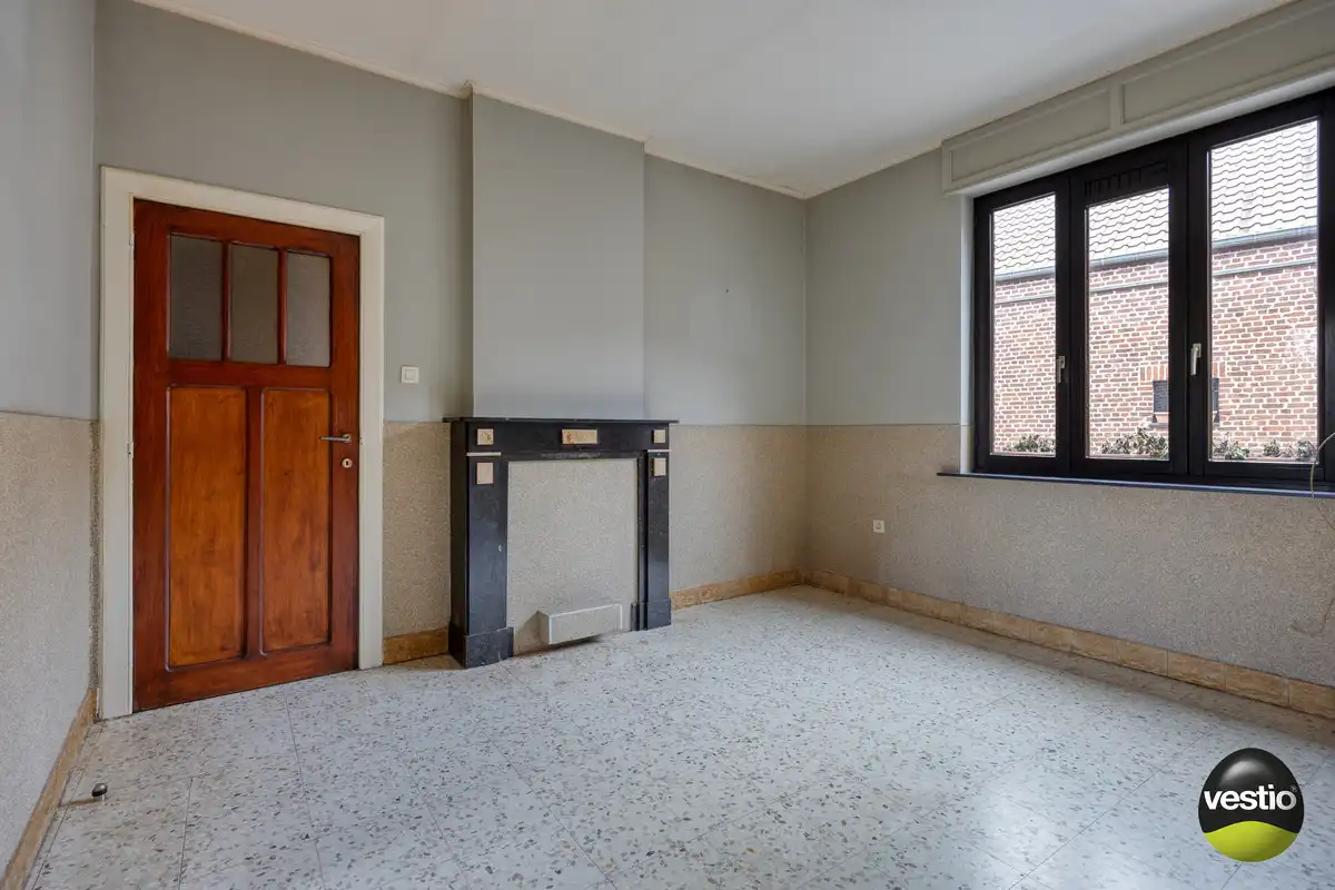 VIERKANTSHOEVE MET 4 BIJHORENDE VARKENSSTALLEN TE SINT-HUIBRECHTS-HERN op 65A79CA. foto 11