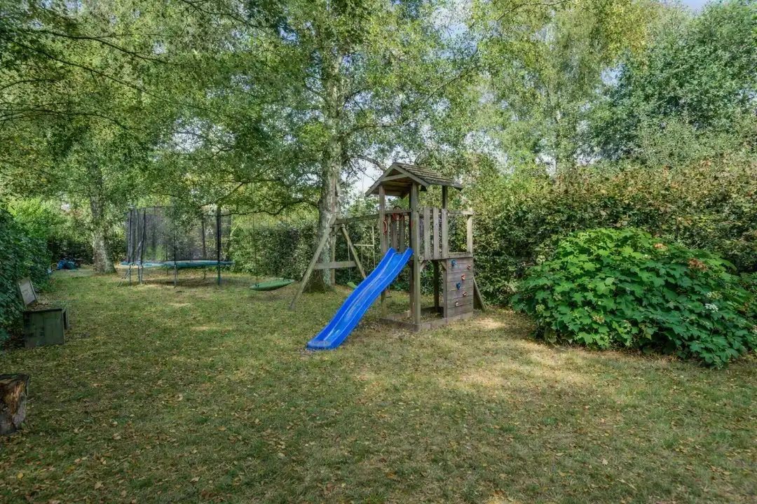 Super gezellige woning met prachtige ruime tuin en 3 slaapkamers te Hoevenen! foto 25