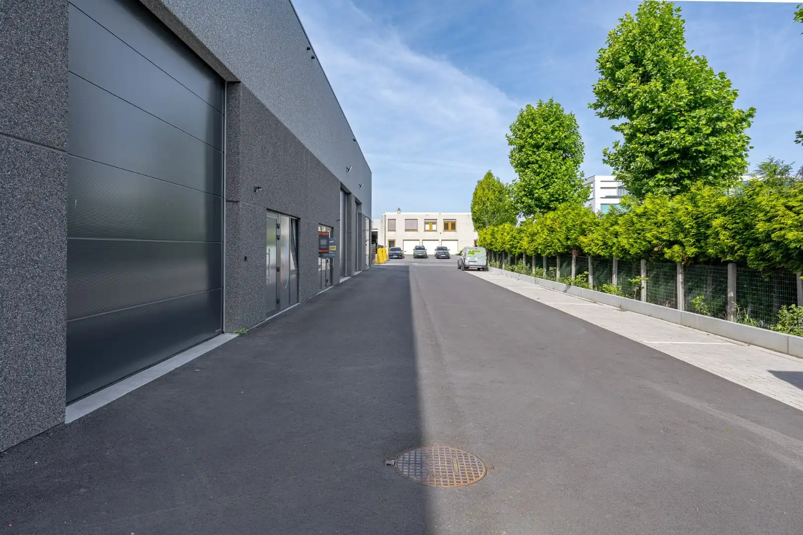 Moderne KMO-unit in de Industrielaan in Dadizele foto 6