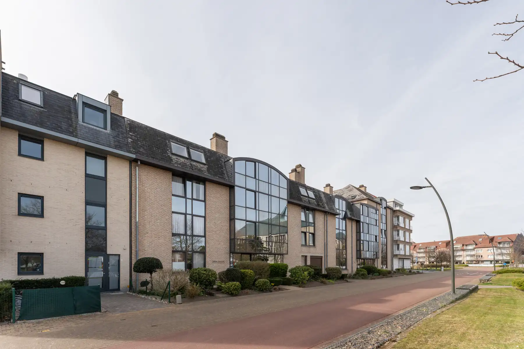 Gesloten garagebox in centrum Koksijde-Bad foto 3