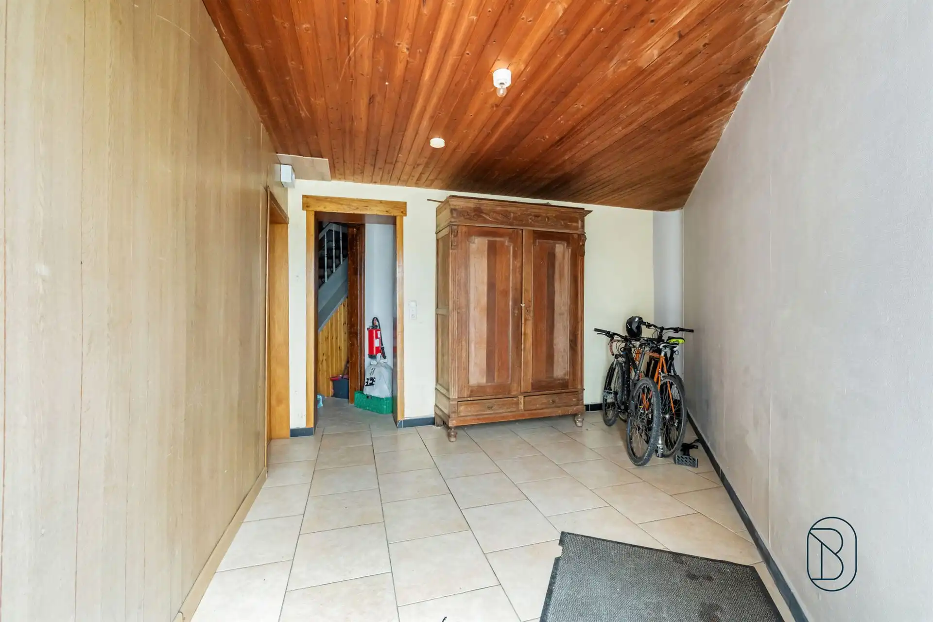 Verhuurde opbrengsteigendom met 4 appartementen in Froidmont foto 15