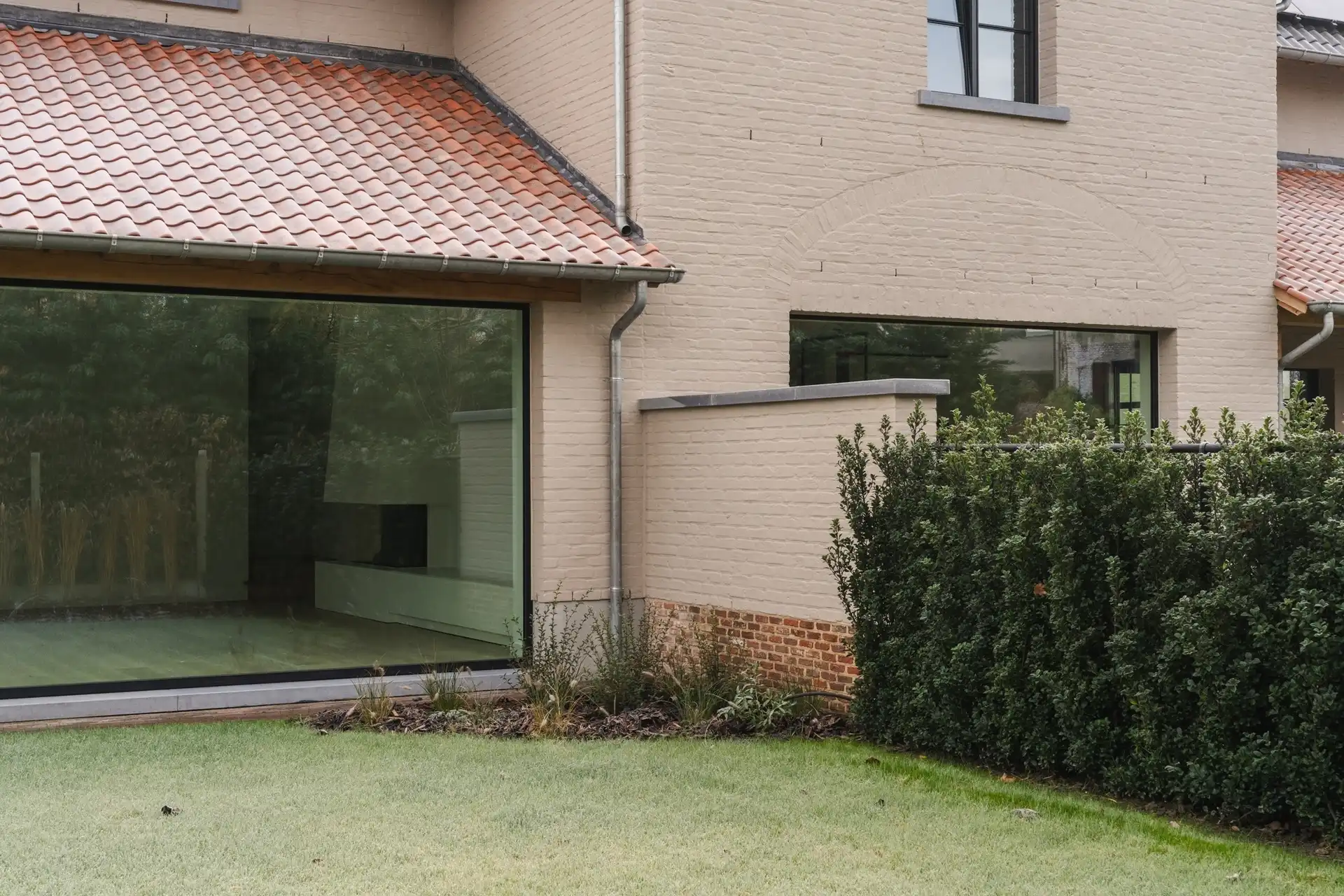 Wonen in luxe en rust in het centrum van Brussegem foto 13