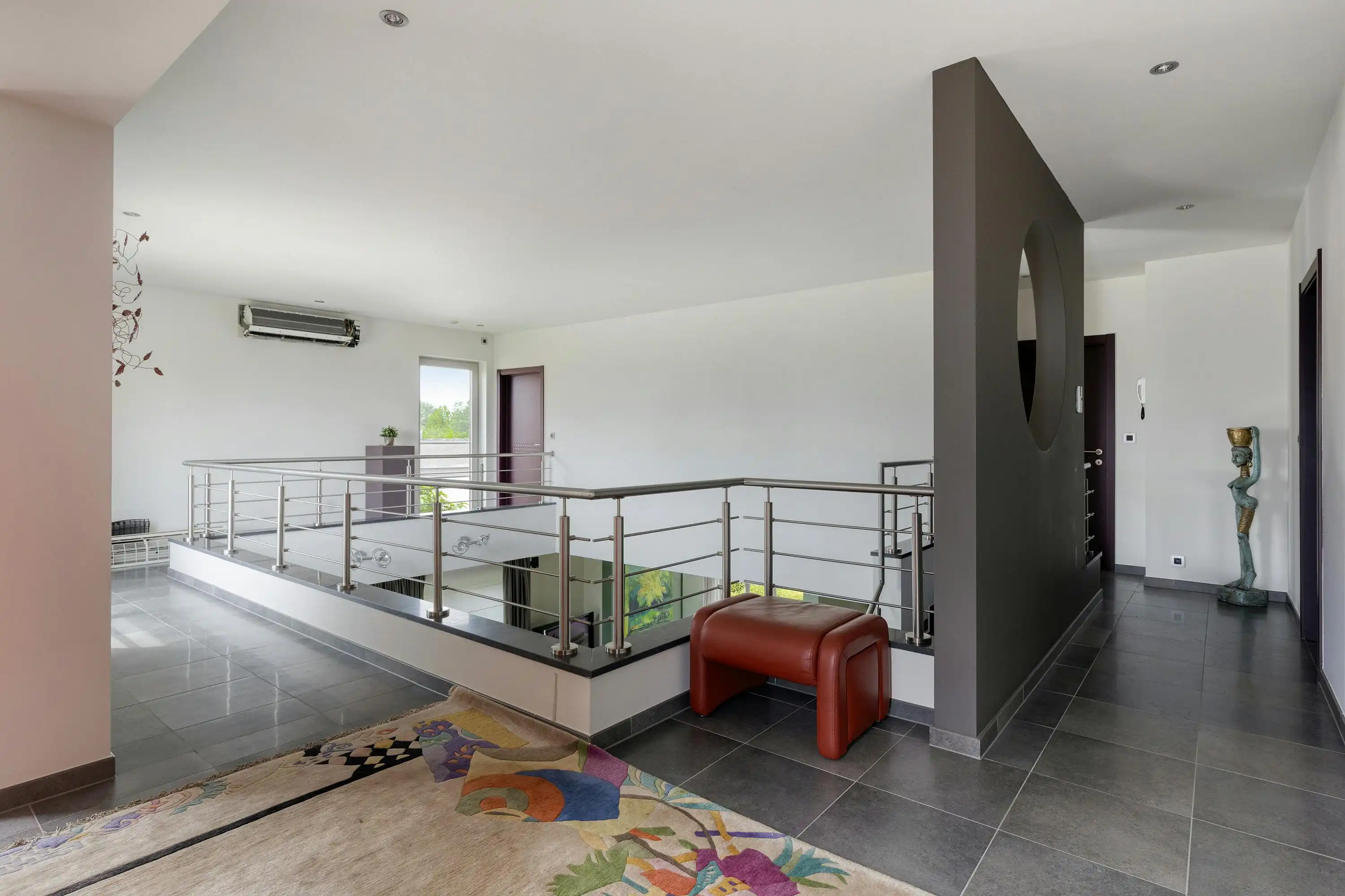 Ruime woning met magazijn (250m²) te koop in Baasrode foto 9