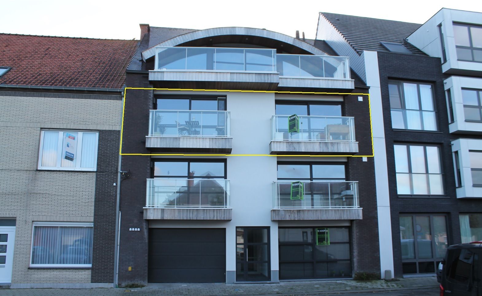 Prachtig appartement op de 2e verdieping met 2 terrassen en 2 slaapkamers foto 1