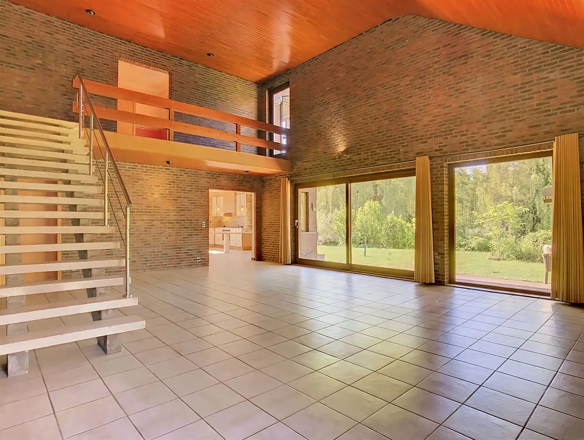 Villa met 3 slpk., bureau en groot perceel foto 7