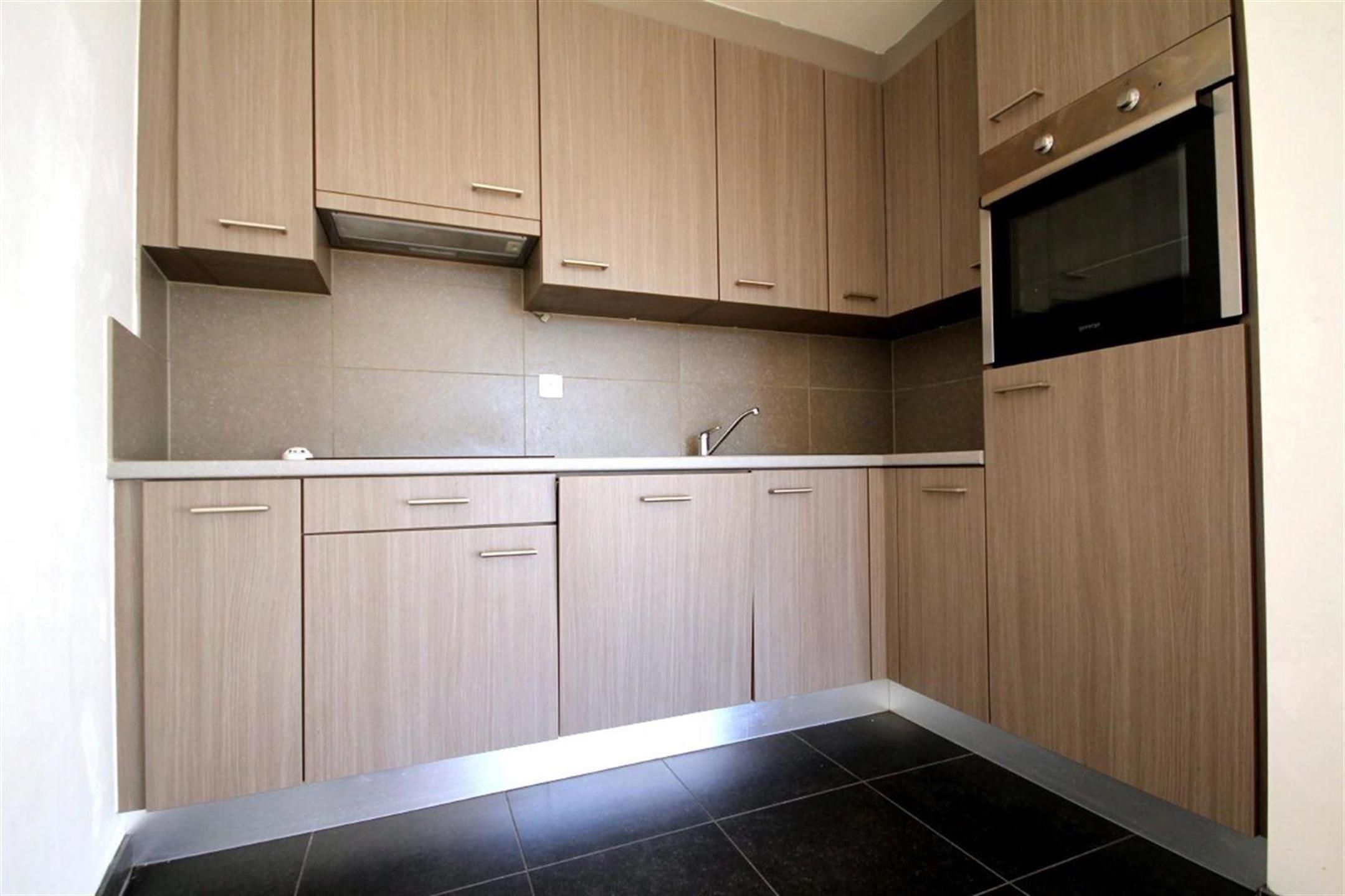 Rustig gelegen appartement met mooi terras foto 7