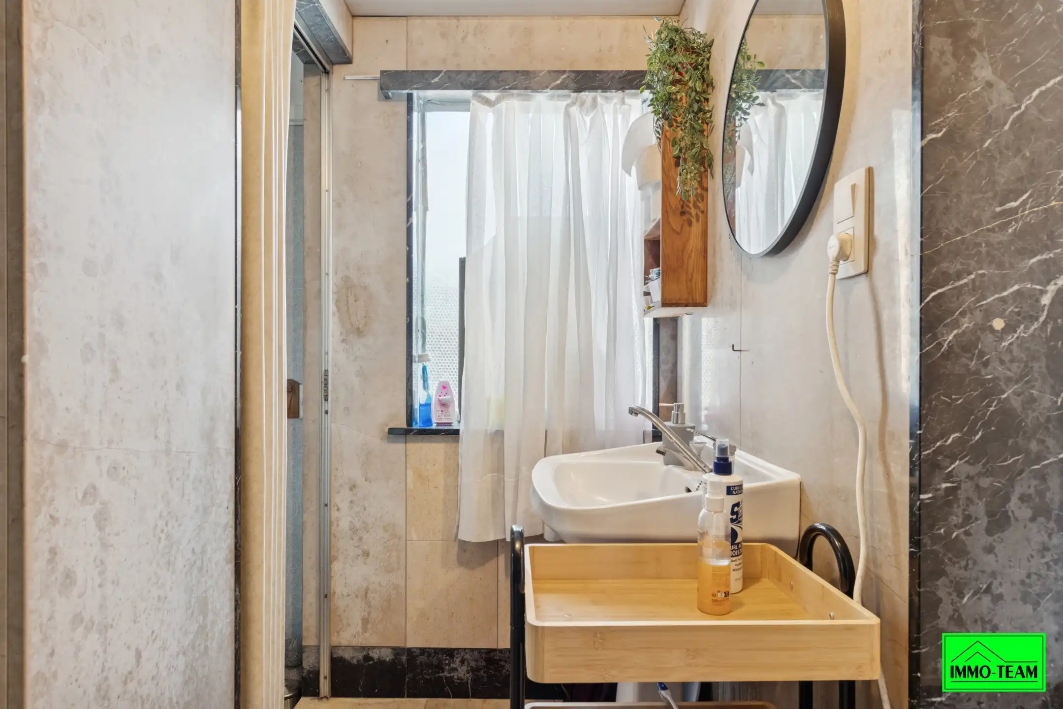 Ruime 3-gevelwoning met 4 slaapkamers en tuin foto 20