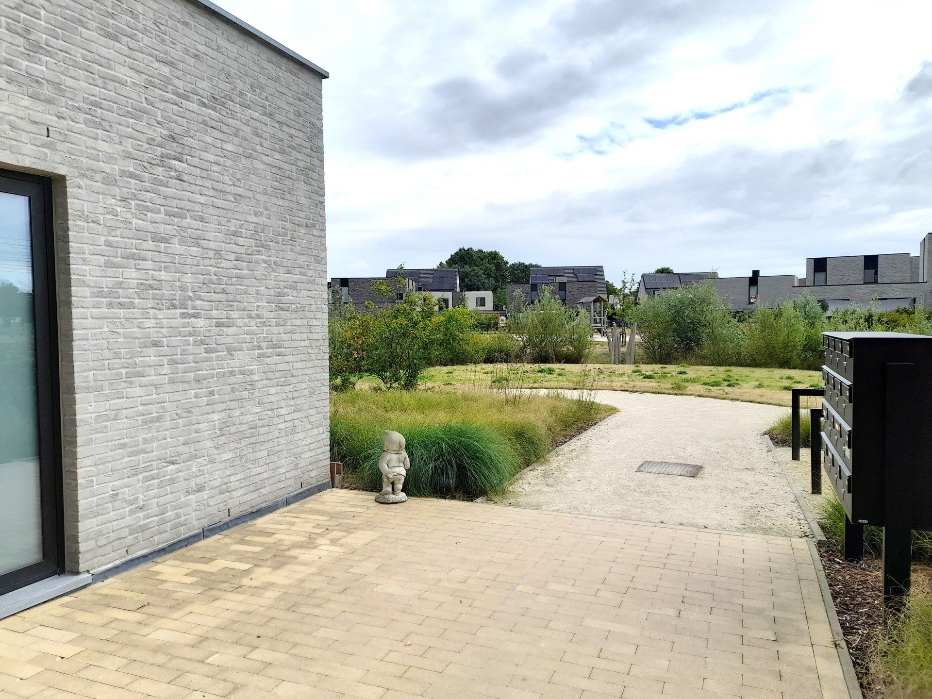 Mooi 2-slpk-appartement met terras foto 23