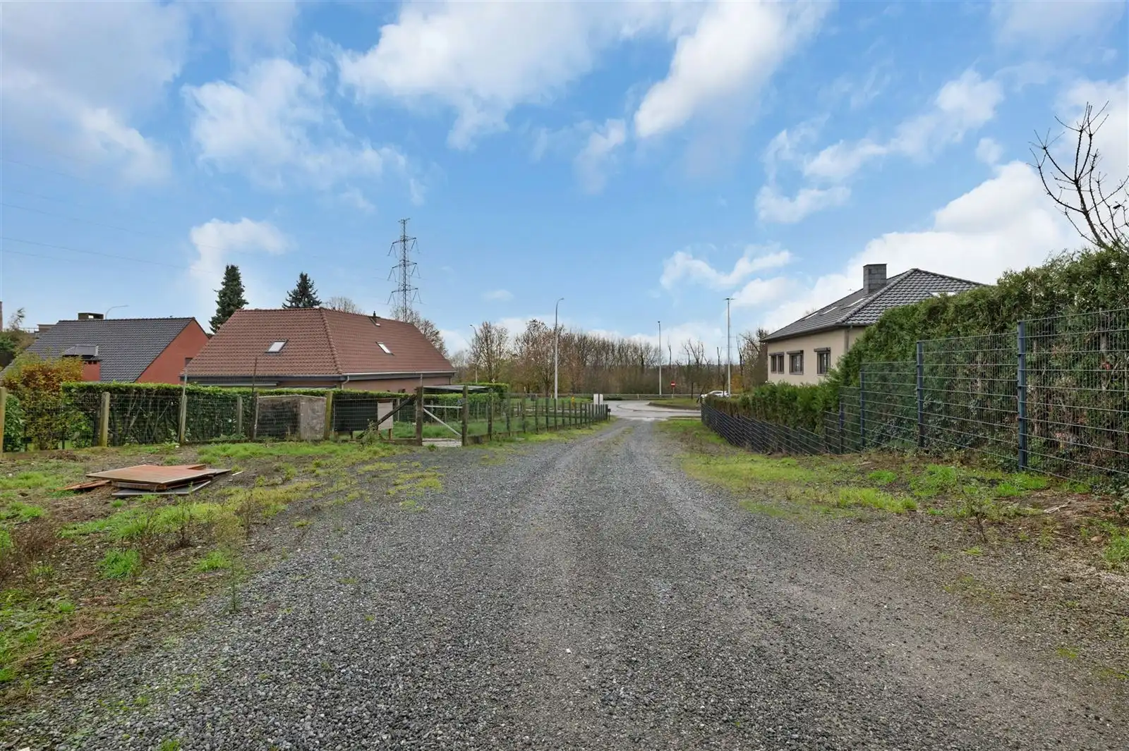 Polyvalente villa met  zeer grote loods foto 28