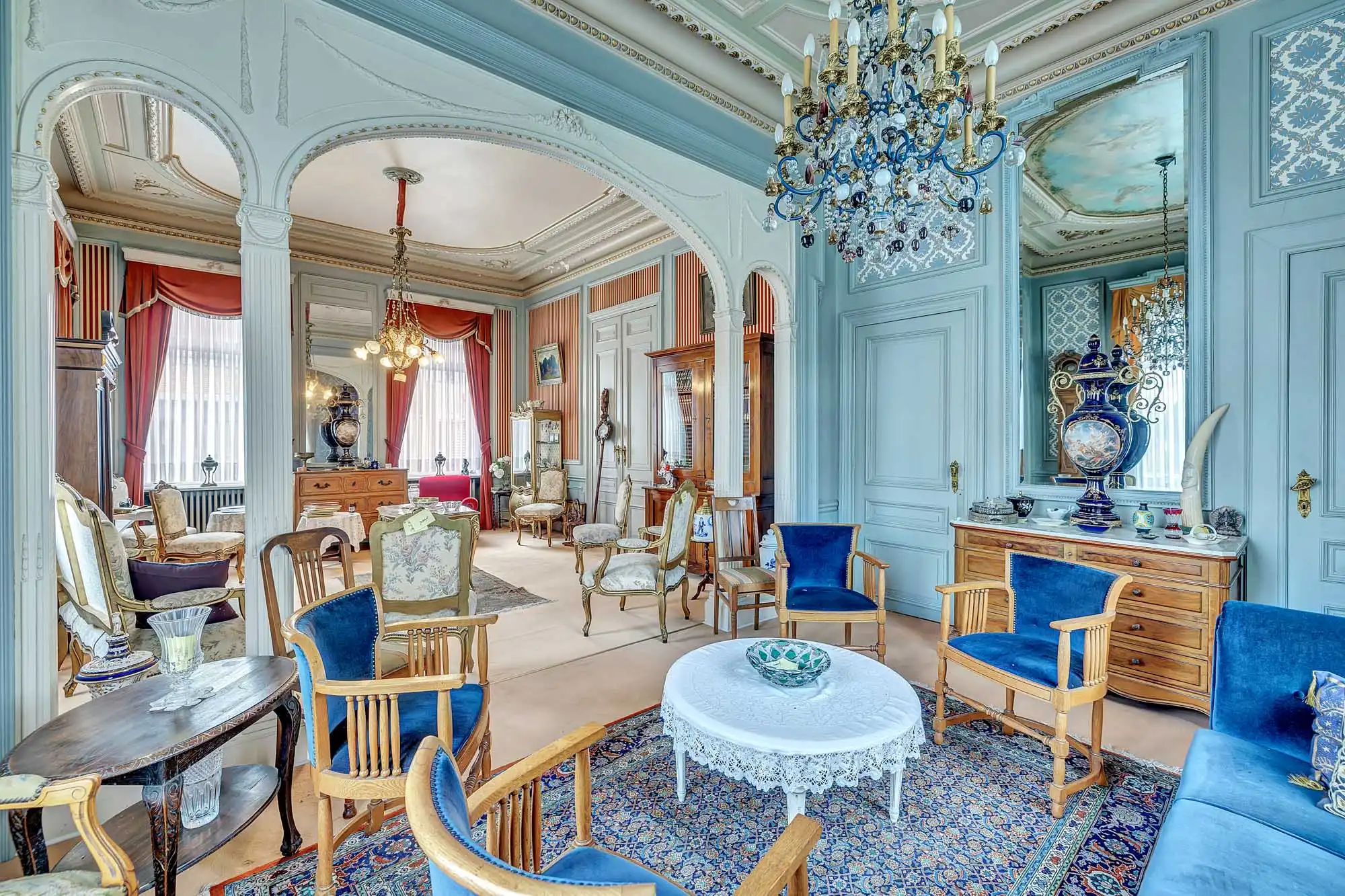 Imposante herenwoning met diverse mogelijkheden foto 9