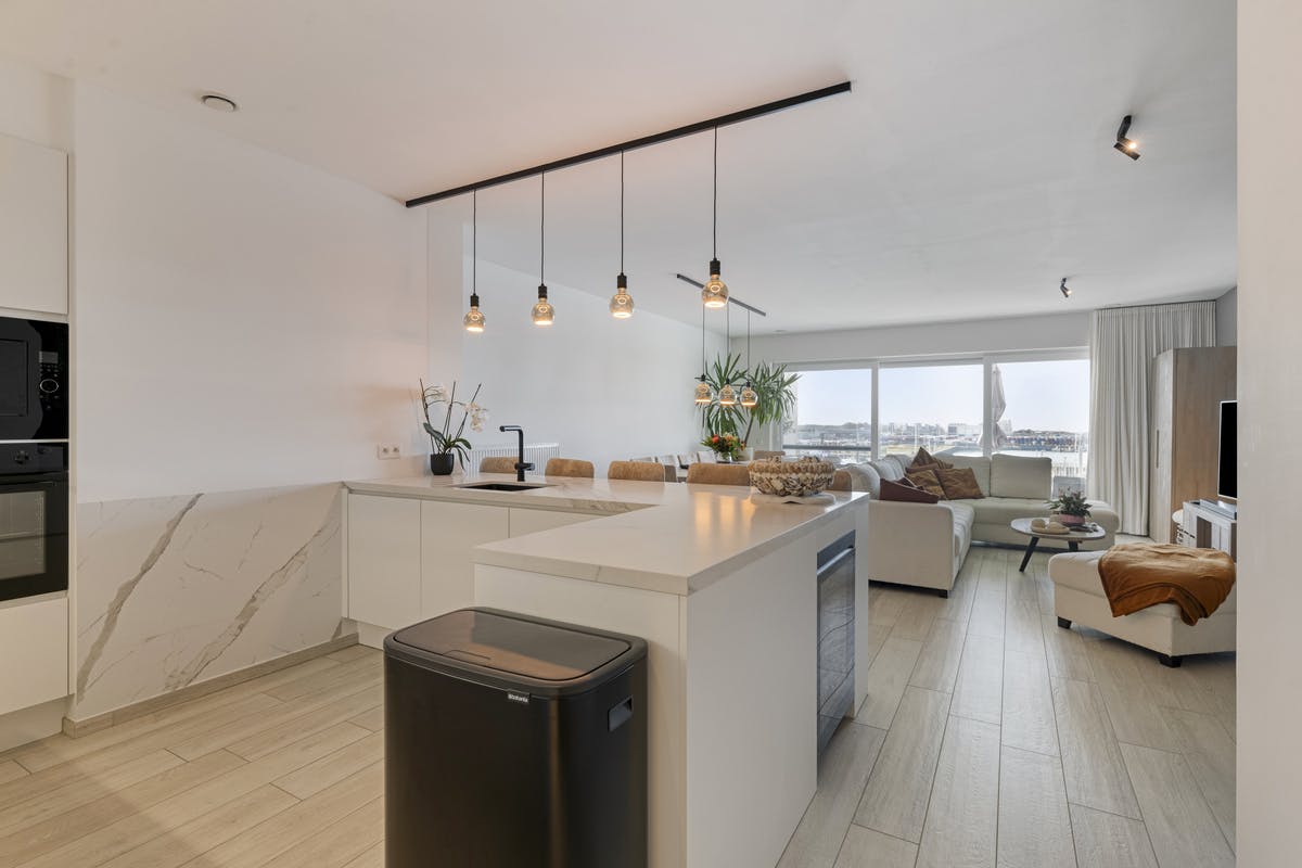 Ruim appartement met terras en zicht op jachthaven te koop foto 5