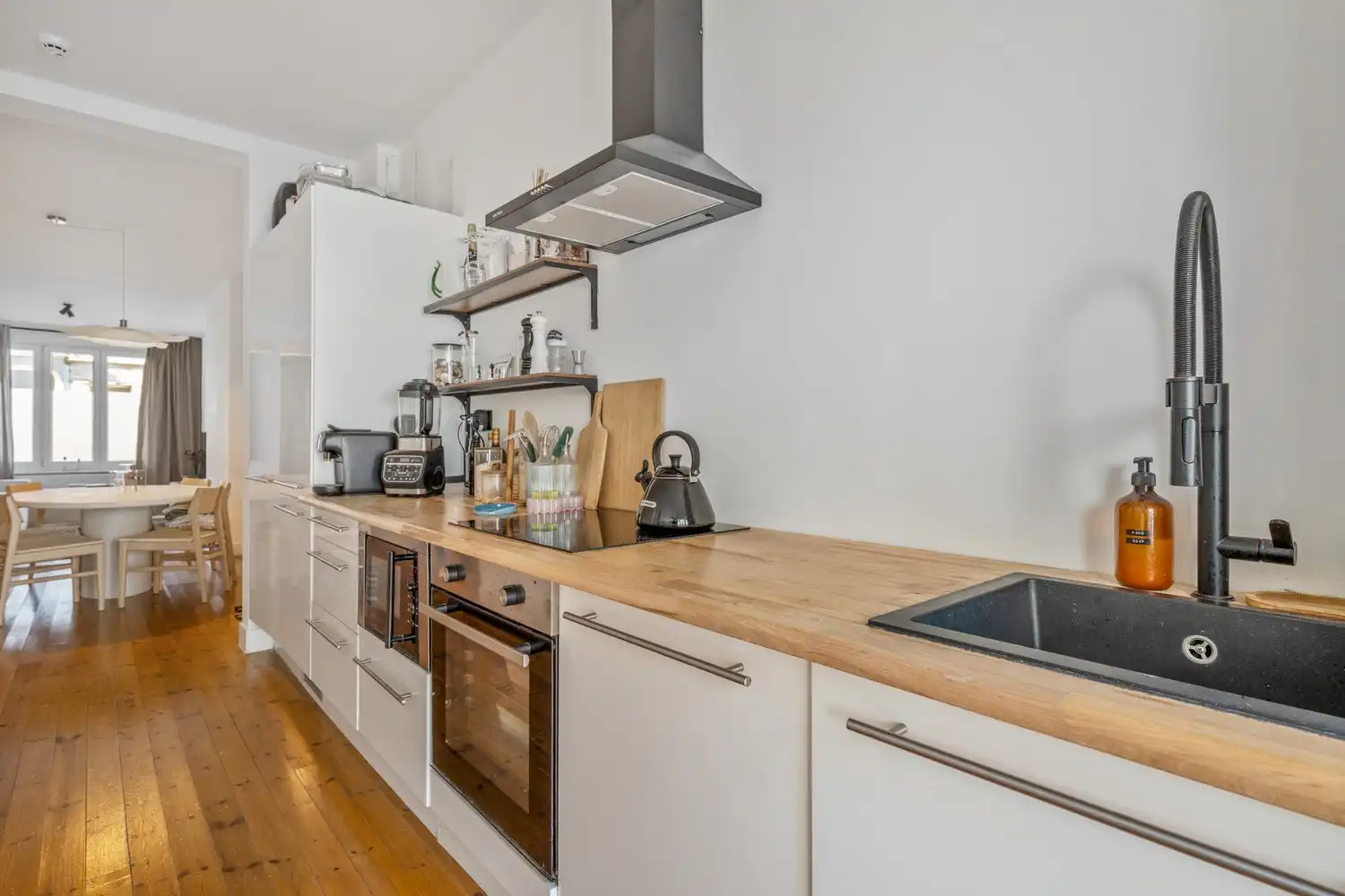 Charmant gelijkvloers appartement met 1 slpkr en stadstuin foto 5