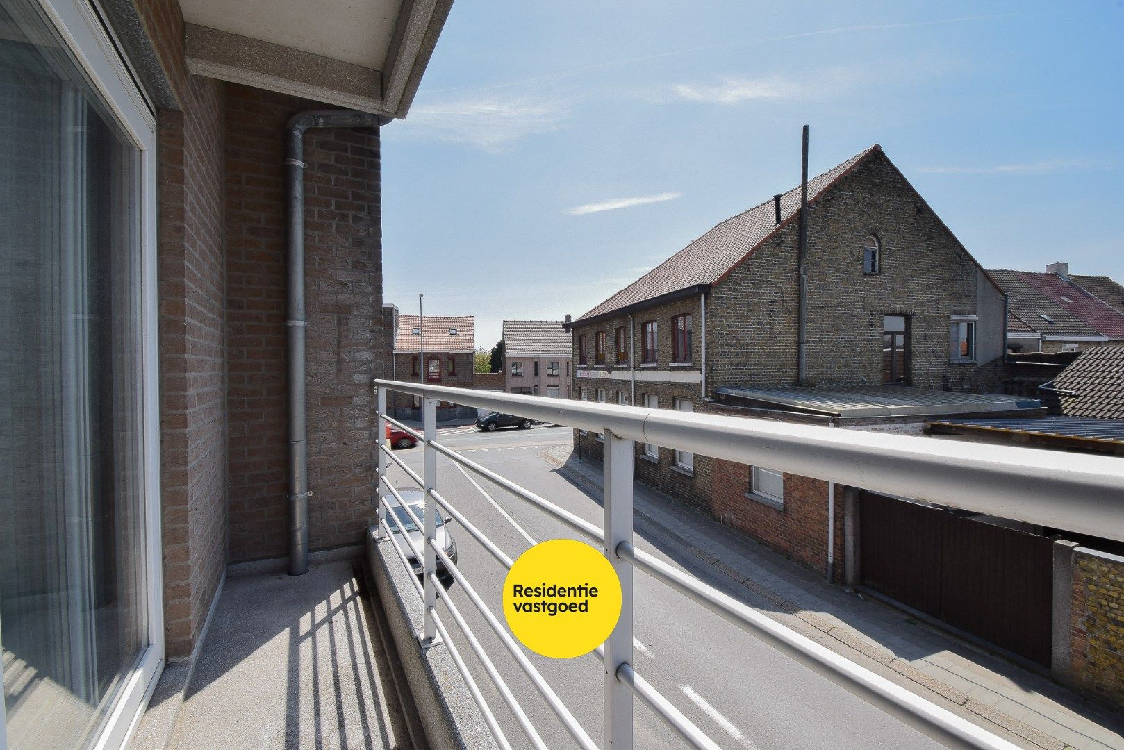 Recent 2 slaapkamer-appartement met autostandplaats in centrum Gistel foto 5