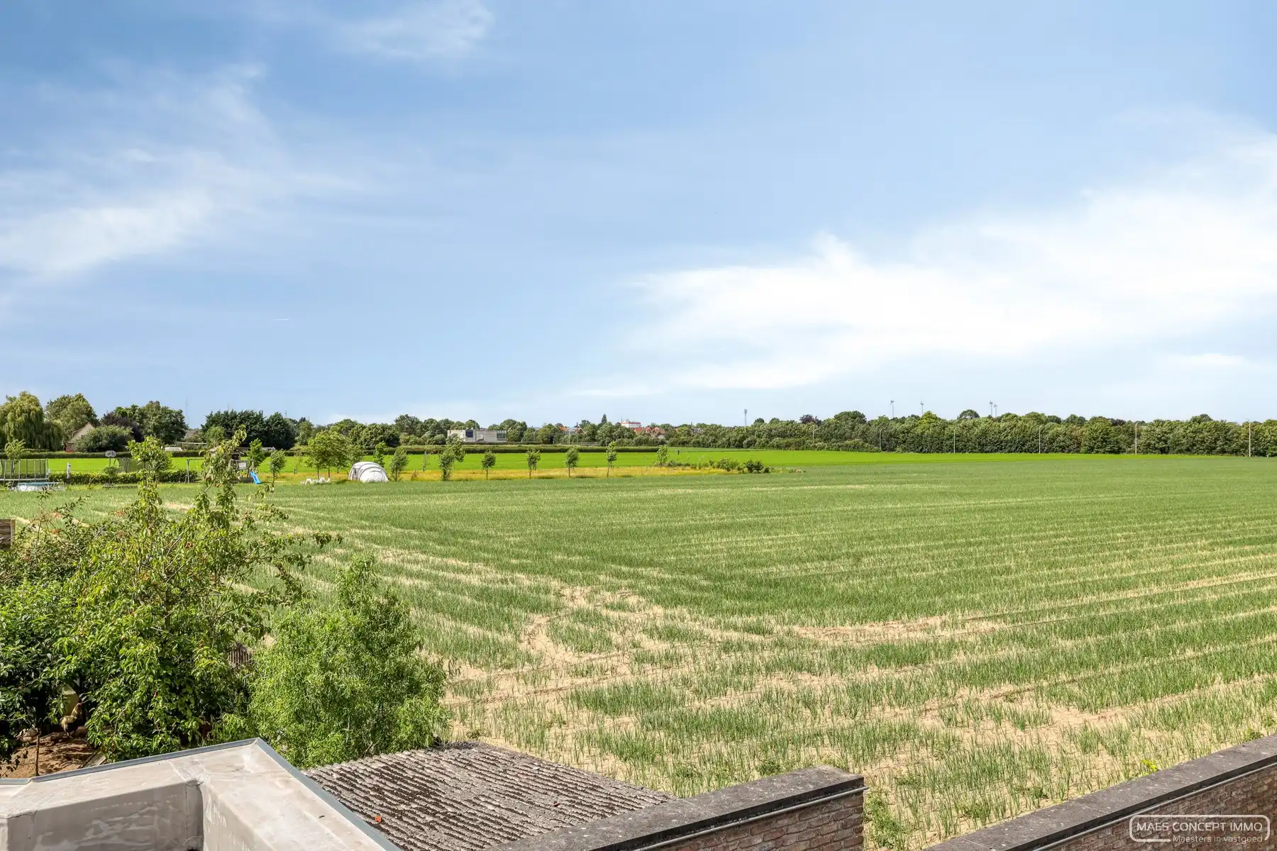 Investeringsopportuniteit - 2 verhuurde handelspanden en appartement te koop in Waregem foto 11